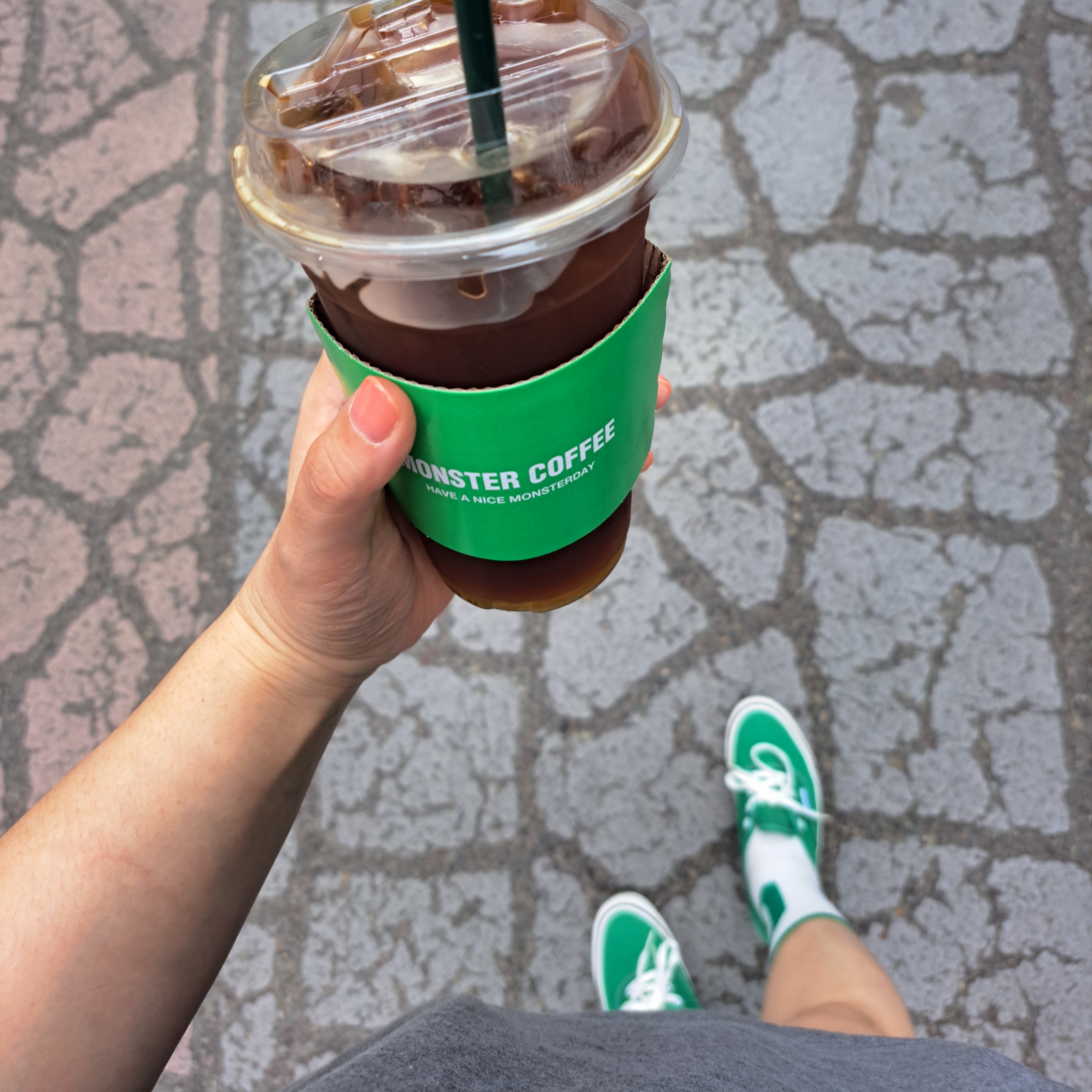 Vans Authentic 44 DX Anaheim Factory Emerald Green 착용 스타일