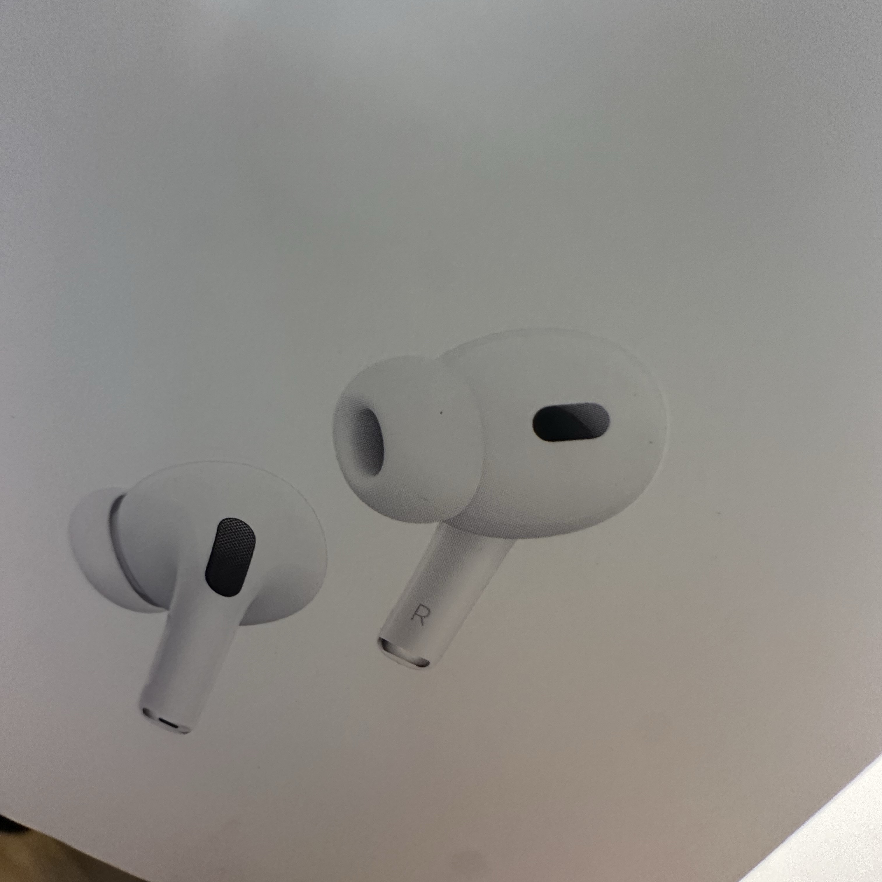 Apple Airpods Pro 2nd Gen with MagSafe Charging Case USB C (Korean Ver.) 착용 스타일