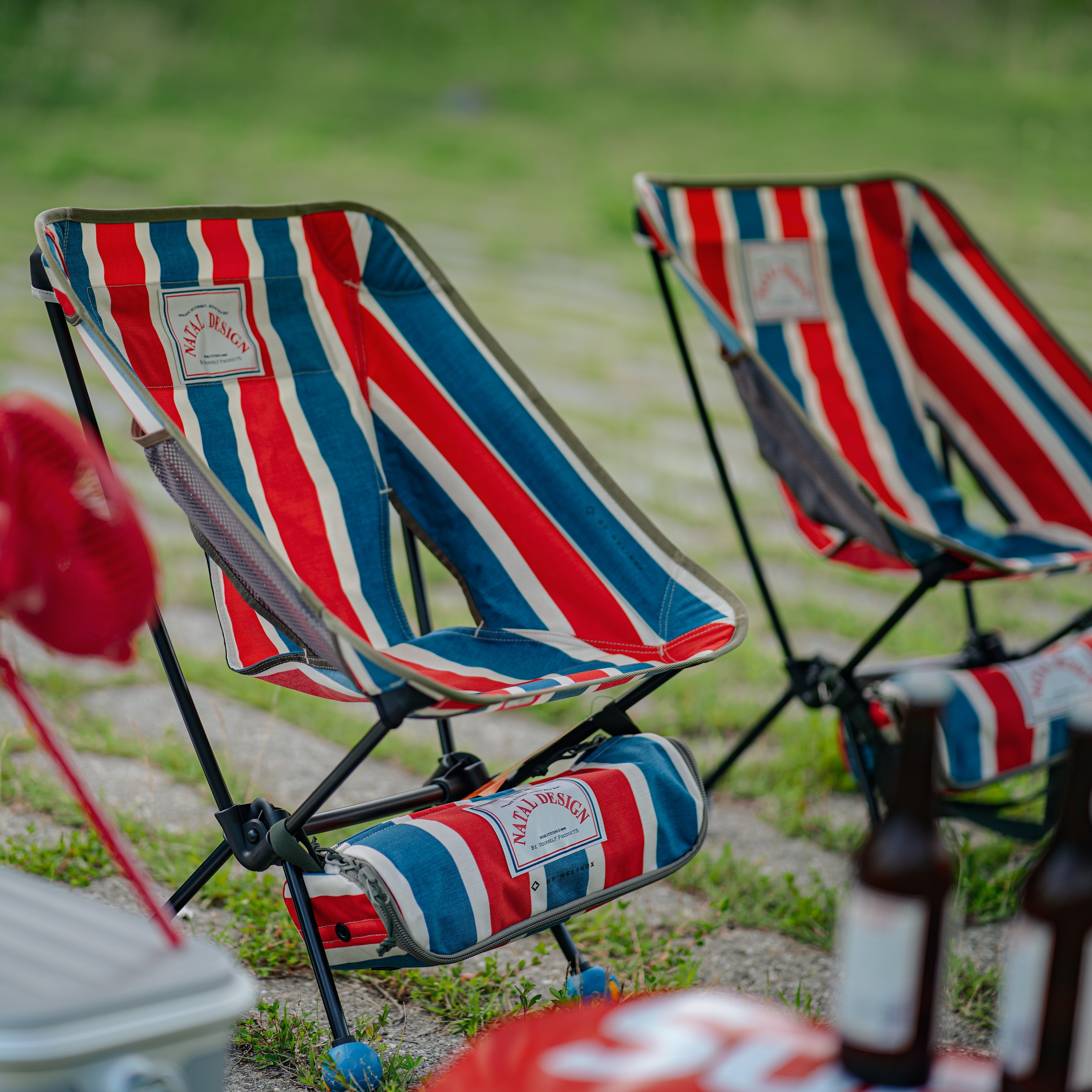 Helinox x Natal Design Chair One Natal Stripe, Supreme x Cargo Container Electric Fan Red - 23FW 착용 스타일 - 1