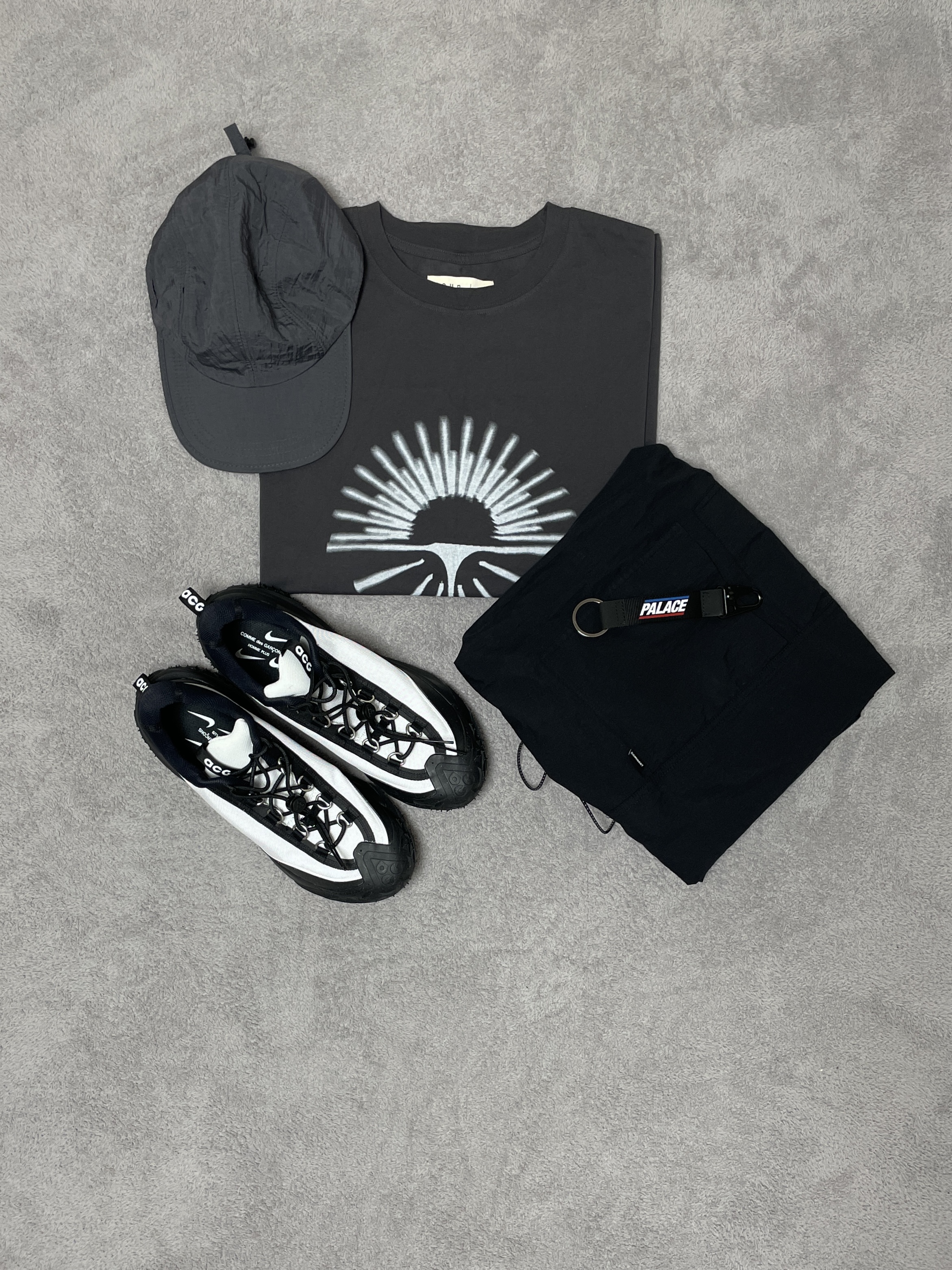 Palace Basically A Belt Clip Black - 23SS, Nike x Comme des Garcons Homme Plus ACG Mountain Fly 2 Low Black White 착용 스타일 - 5