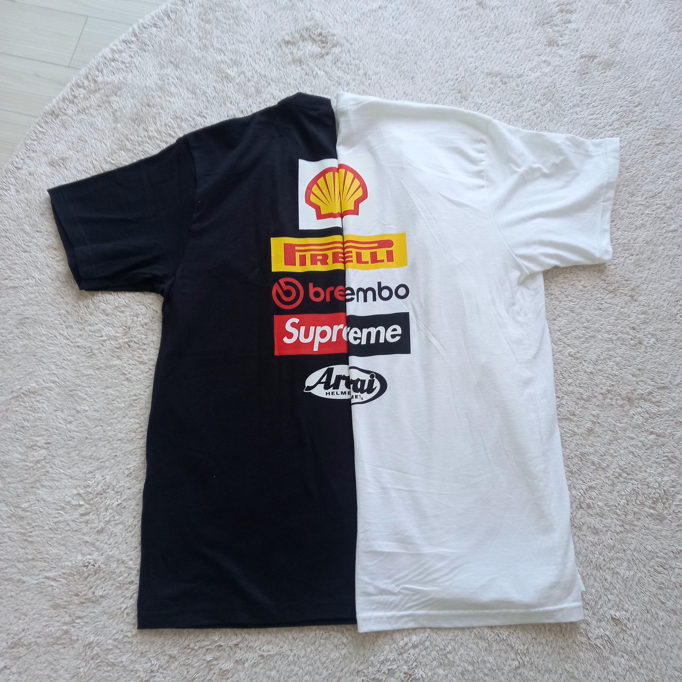 Supreme x Ducati Logos T-Shirt Black - 24SS, Supreme x Ducati Logos T-Shirt White - 24SS 착용 스타일