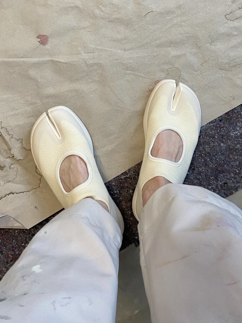 Tabi Sandal Off-White 착용 스타일