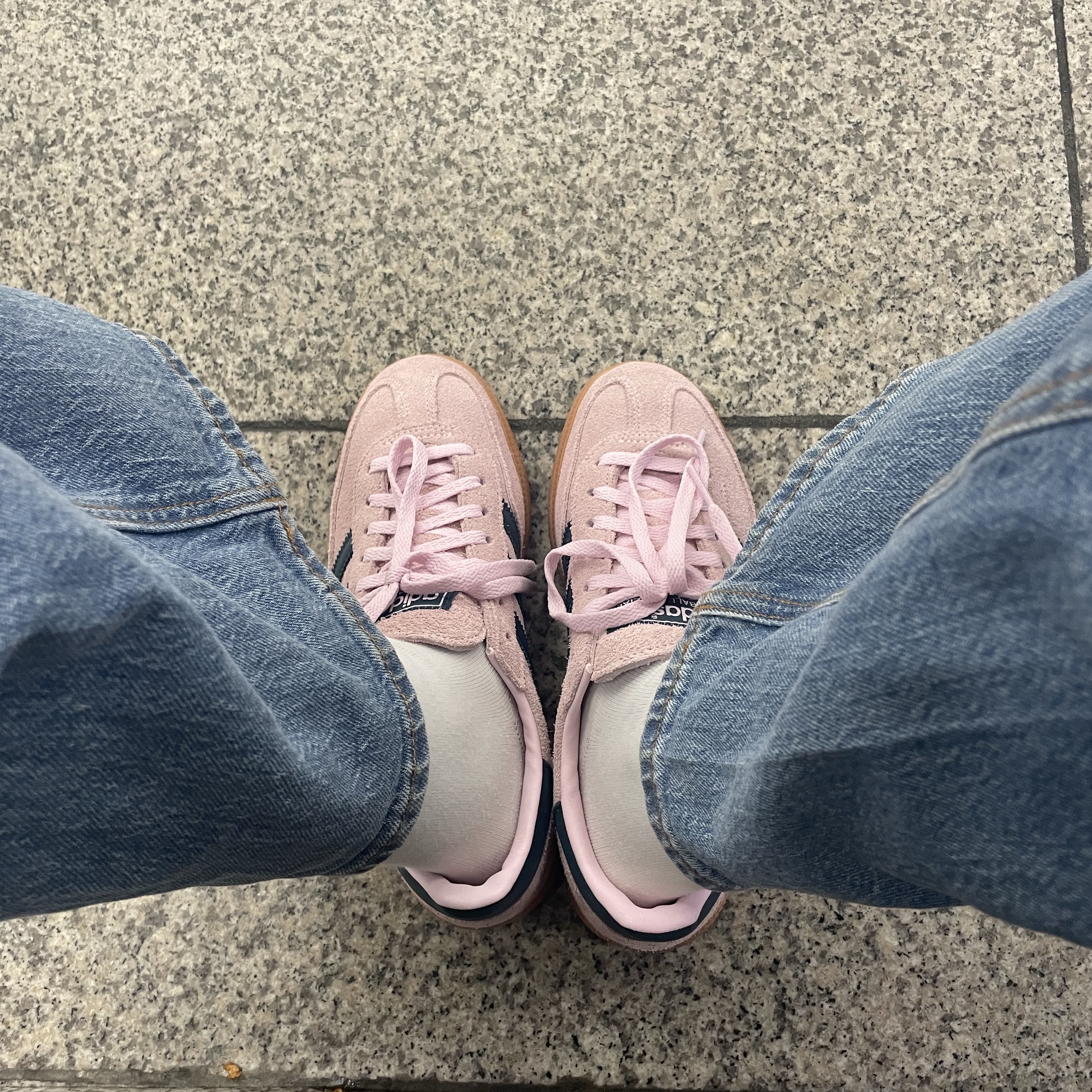 (W) Adidas Spezial Handball Clear Pink 착용 스타일 - 3