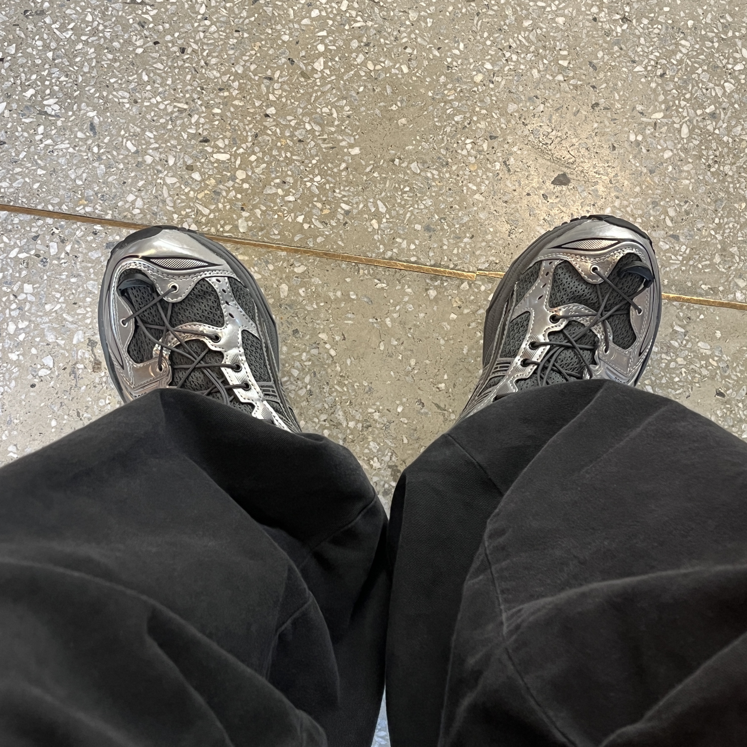 Asics x Unaffected Gel-Kayano 14 Silver Moon 착용 스타일