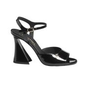 (W) Chanel Sandal Patent Calfskin & Black