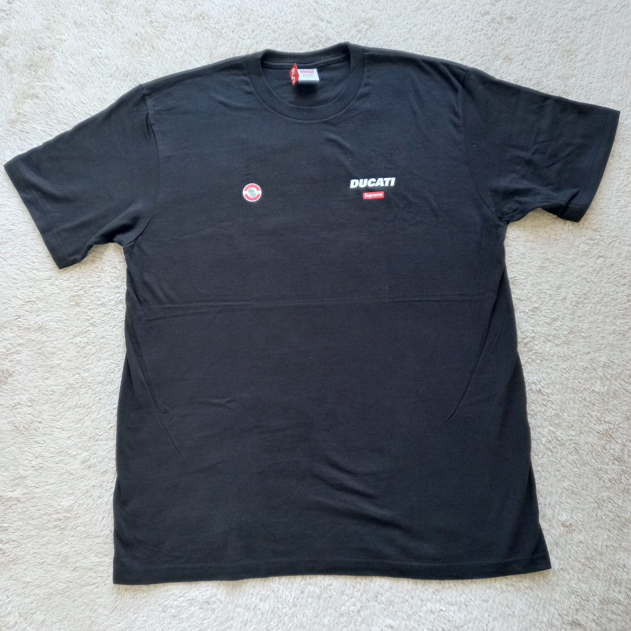 Supreme x Ducati Logos T-Shirt Black - 24SS 착용 스타일 - 3