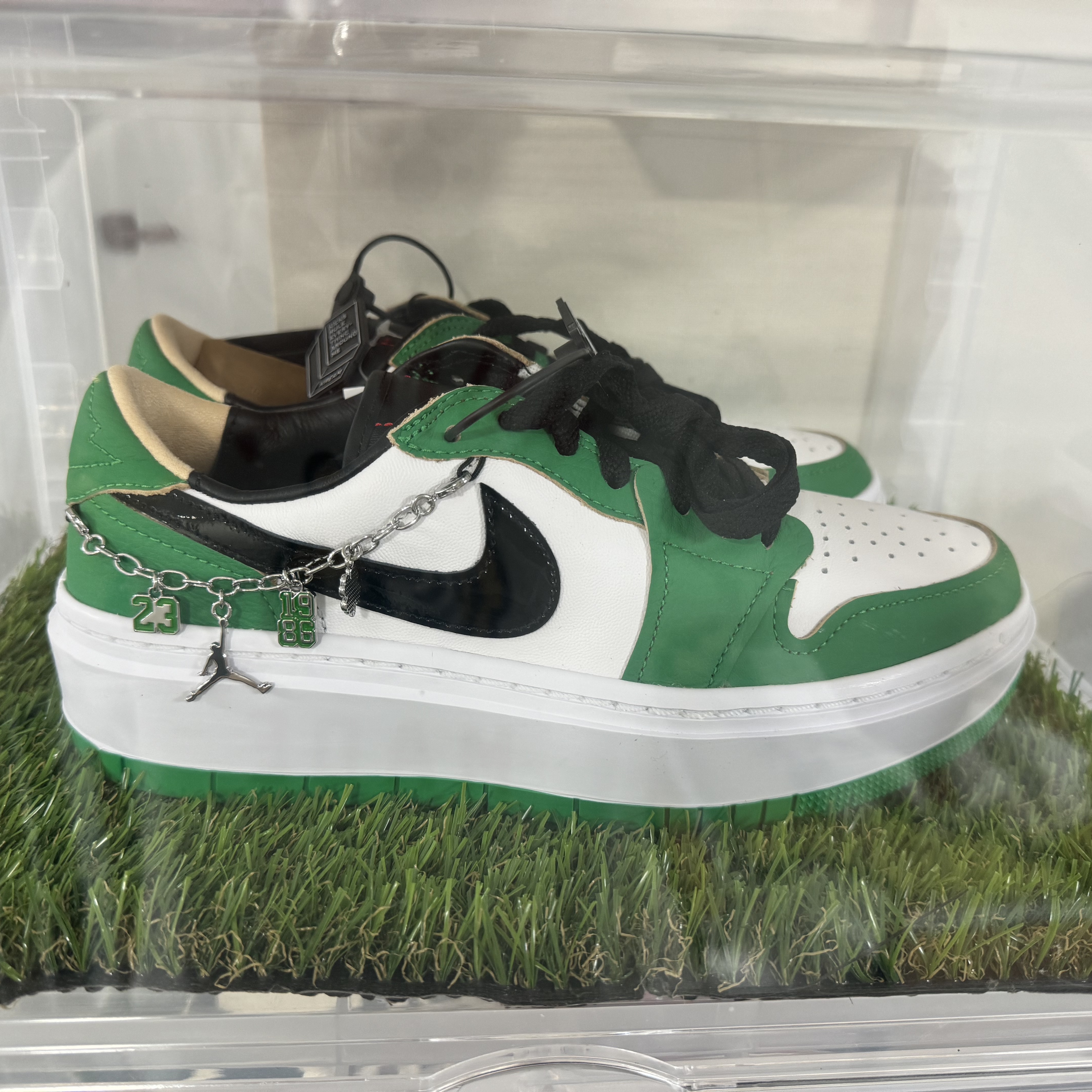 (W) Jordan 1 Elevate Low SE Lucky Green 착용 스타일
