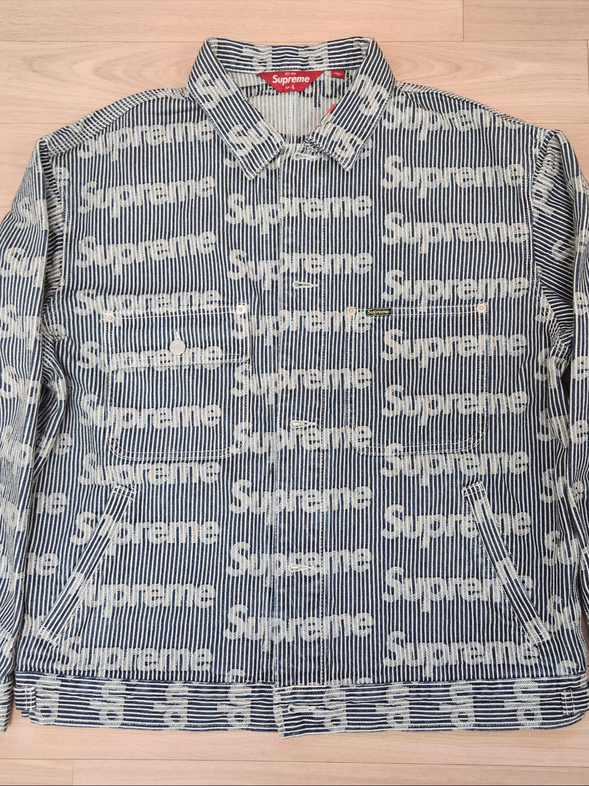 Supreme Denim Camp Cap Stripe - 24SS, Supreme Denim Chore Trucker Jacket Stripe - 24SS 착용 스타일 - 2