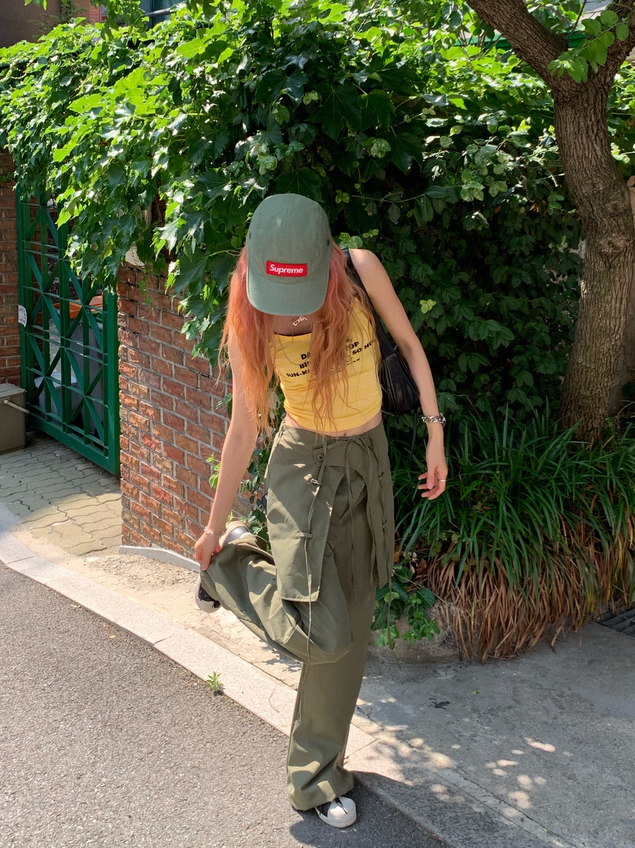 Supreme Military Camp Cap Olive - 24SS, Adidas Superstar 82 Black White 착용 스타일 - 1