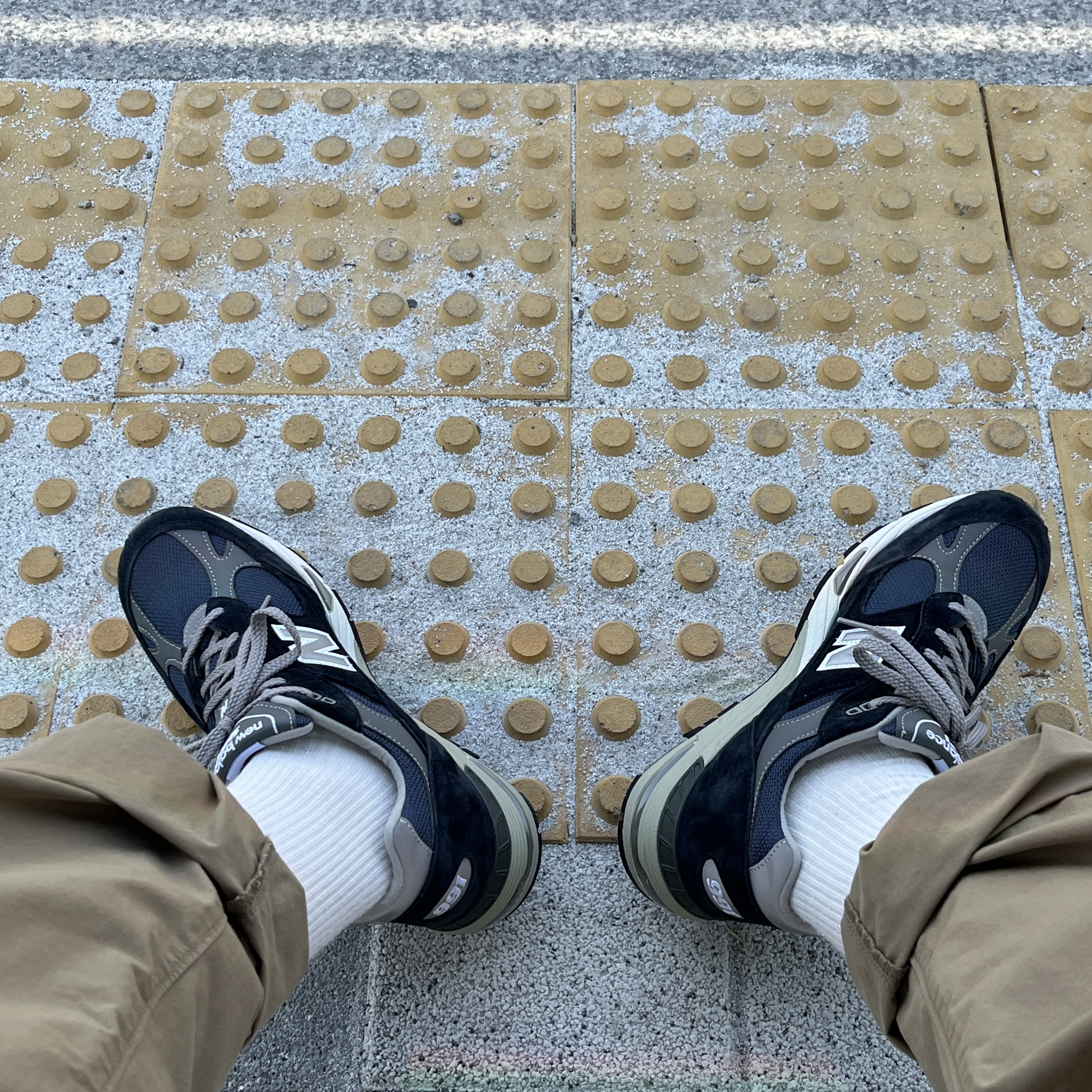 New Balance 991 Made in UK Navy 착용 스타일