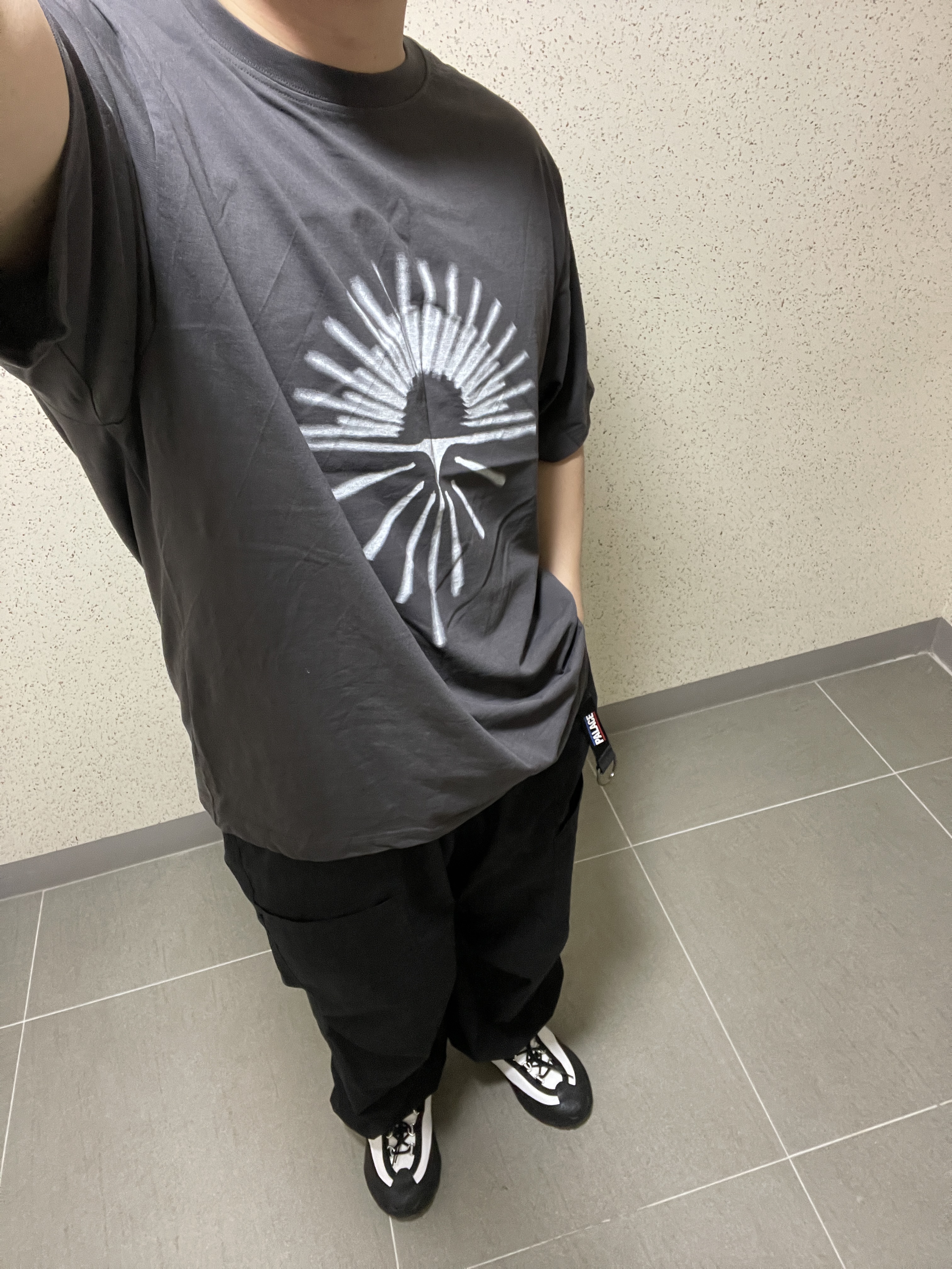 Palace Basically A Belt Clip Black - 23SS, Nike x Comme des Garcons Homme Plus ACG Mountain Fly 2 Low Black White 착용 스타일 - 1