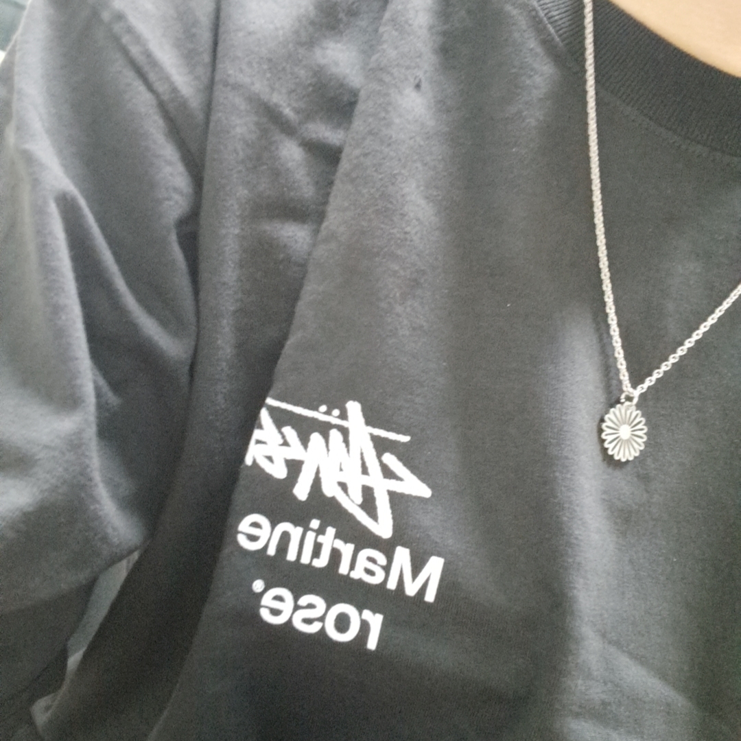 Stussy x Martine Rose Collage Pigment Dyed T-Shirt Black 착용 스타일