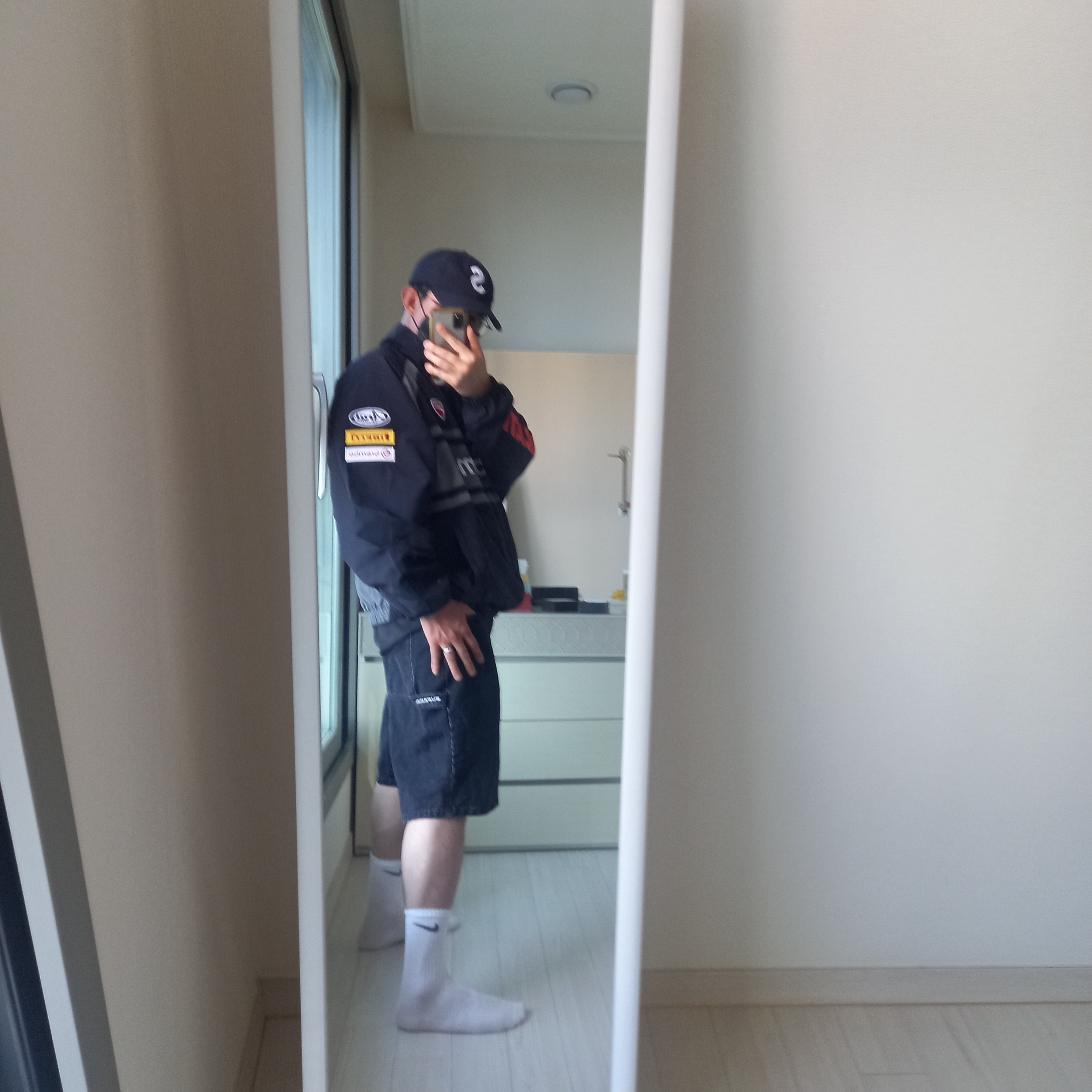 Supreme Seersucker S Logo 6-Panel Black - 24SS, Supreme x Ducati Logos T-Shirt White - 24SS 착용 스타일 - 7