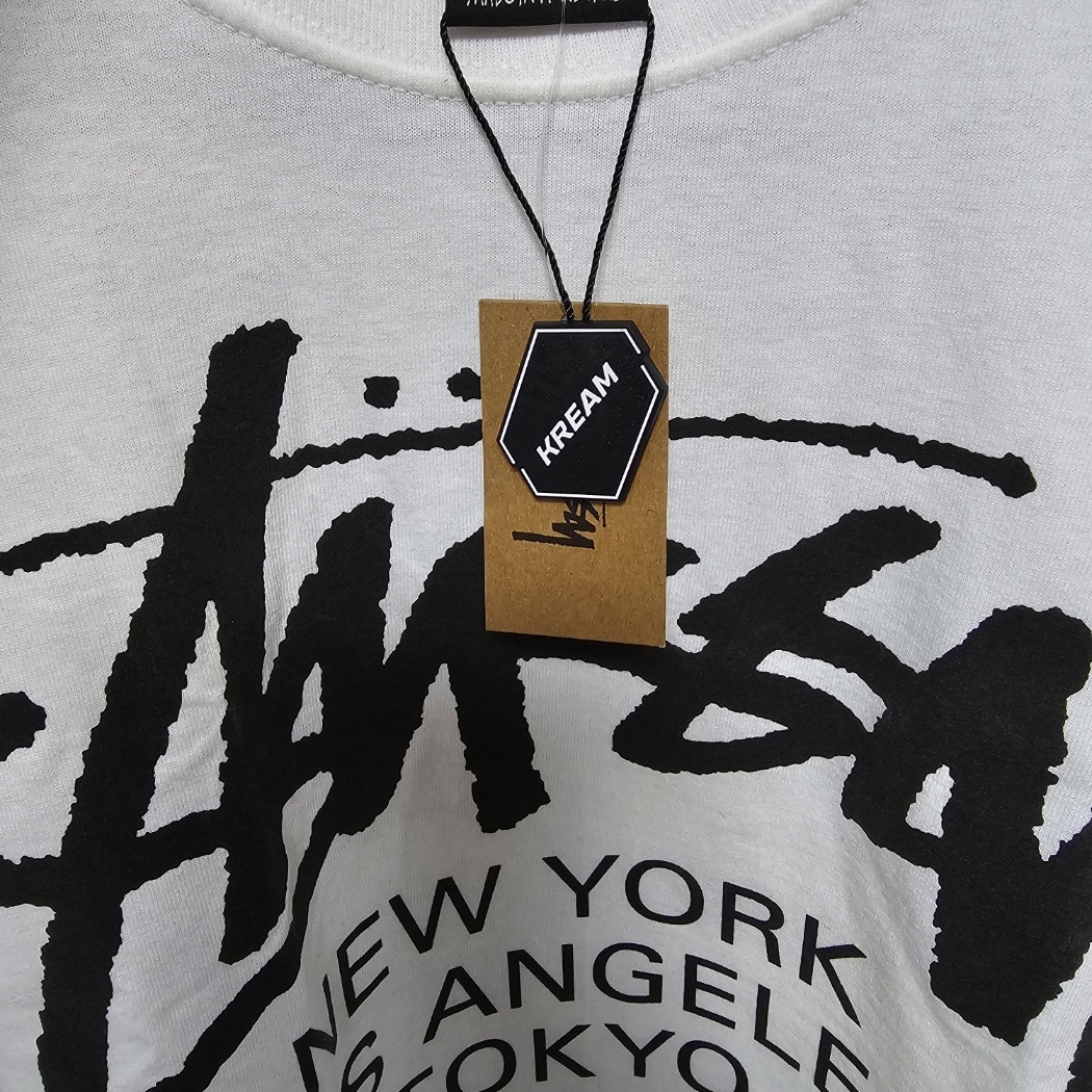 Stussy World Tour T-Shirt White 착용 스타일 - 3