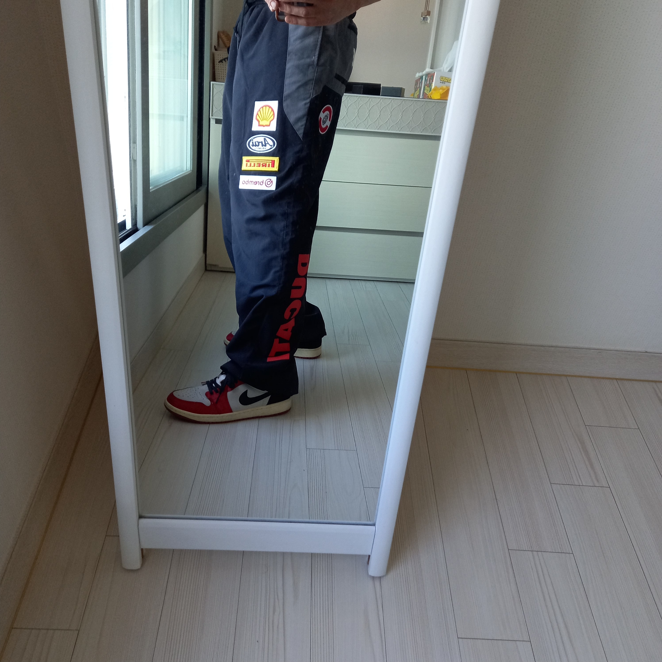 Supreme x Ducati Track Jacket Black - 24SS, Gucci Interlocking G Chain Bracelet In Silver Silver 착용 스타일 - 6