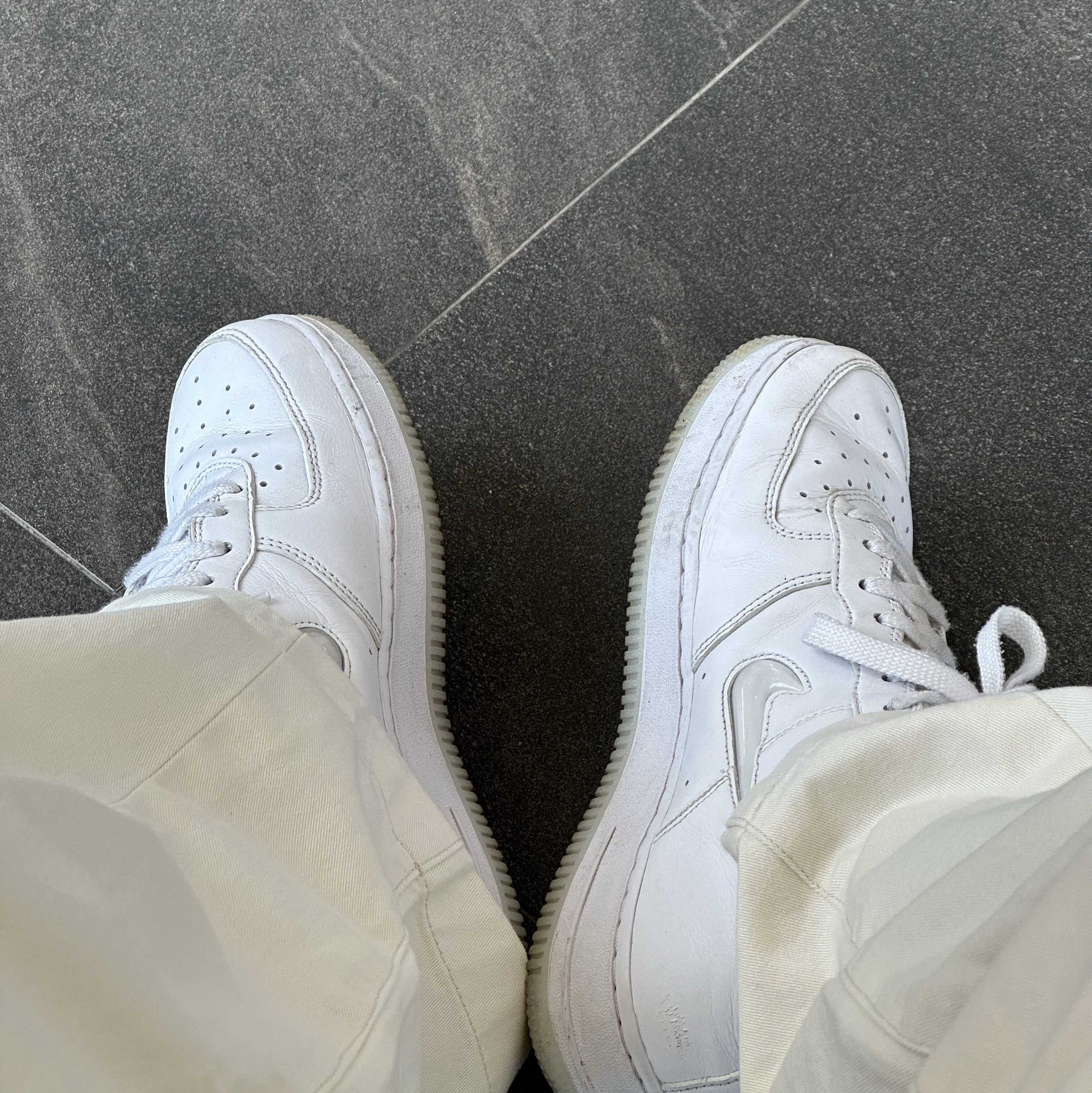 Nike Air Force 1 Low Color of The Month White Jewel 착용 스타일