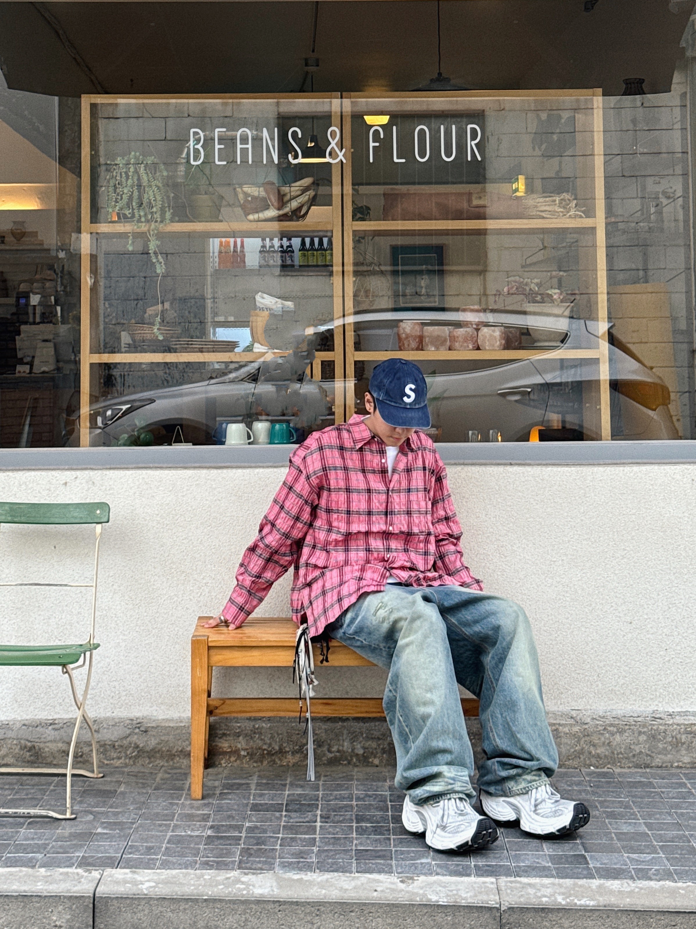 STU Burlap Bag Printing Beads T-shirt White, Supreme Pigment Print S Logo 6-Panel Indigo - 22FW 착용 스타일 - 3