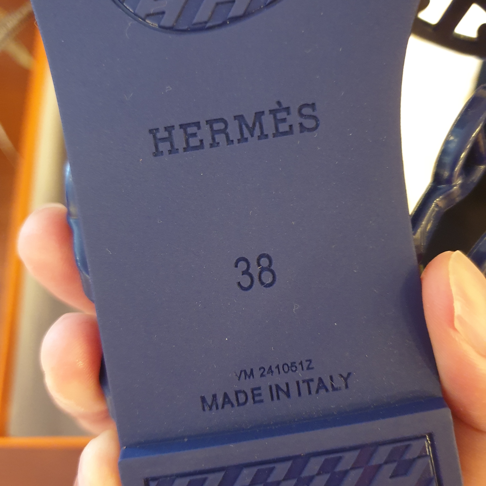 (W) Hermes Island Sandal & Violet Iris 착용 스타일 - 4