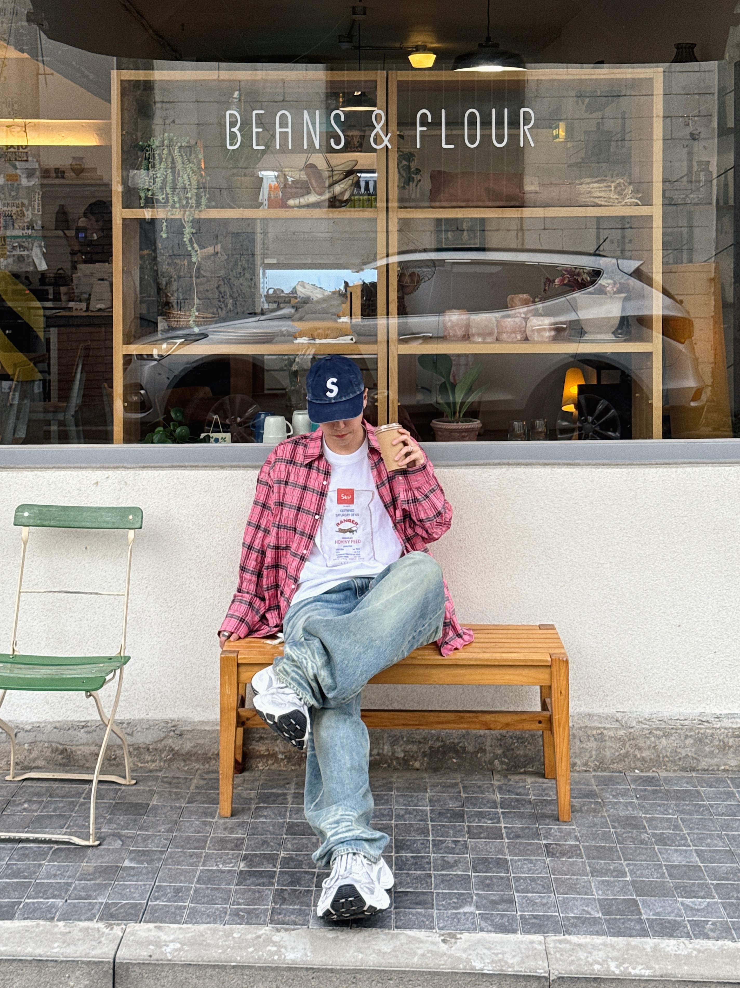 STU Burlap Bag Printing Beads T-shirt White, Supreme Pigment Print S Logo 6-Panel Indigo - 22FW 착용 스타일 - 2