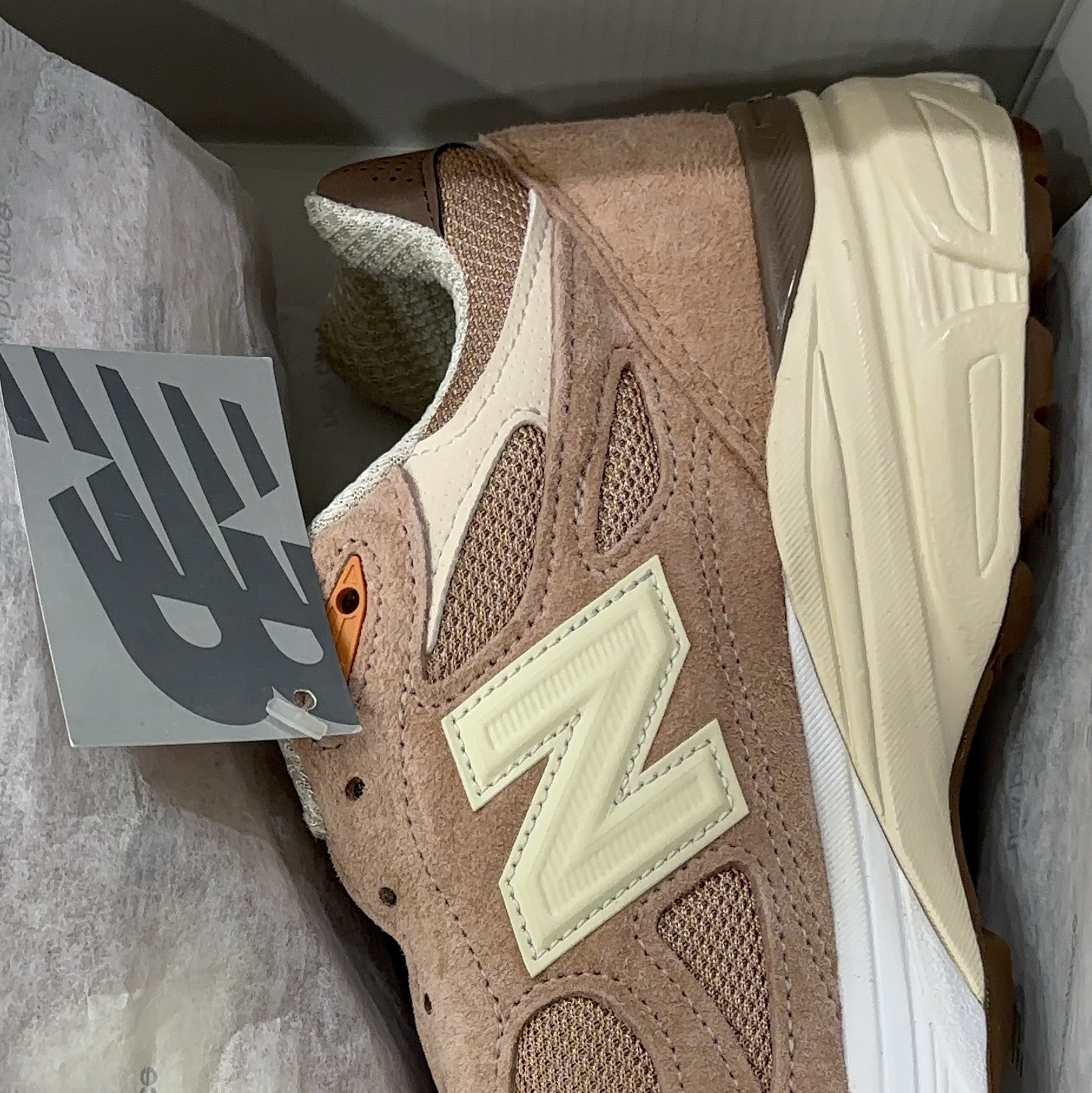 New Balance 990v3 Made in USA Orange Cream - Size? Exclusive 착용 스타일 - 4