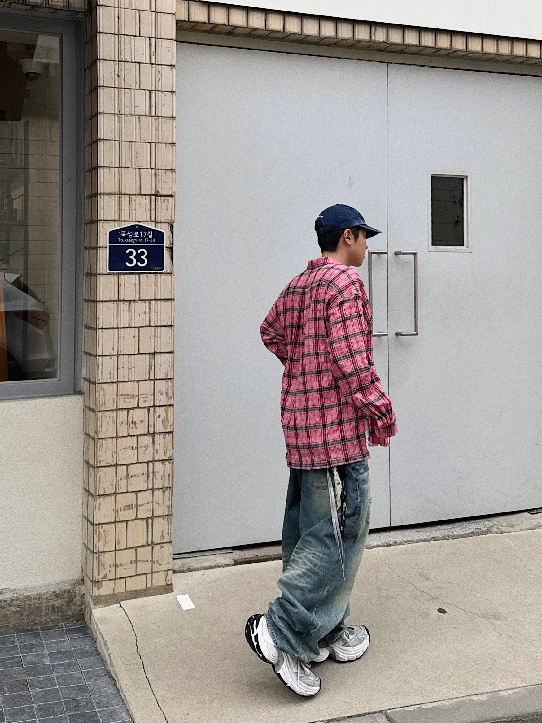 STU Burlap Bag Printing Beads T-shirt White, Supreme Pigment Print S Logo 6-Panel Indigo - 22FW 착용 스타일 - 8