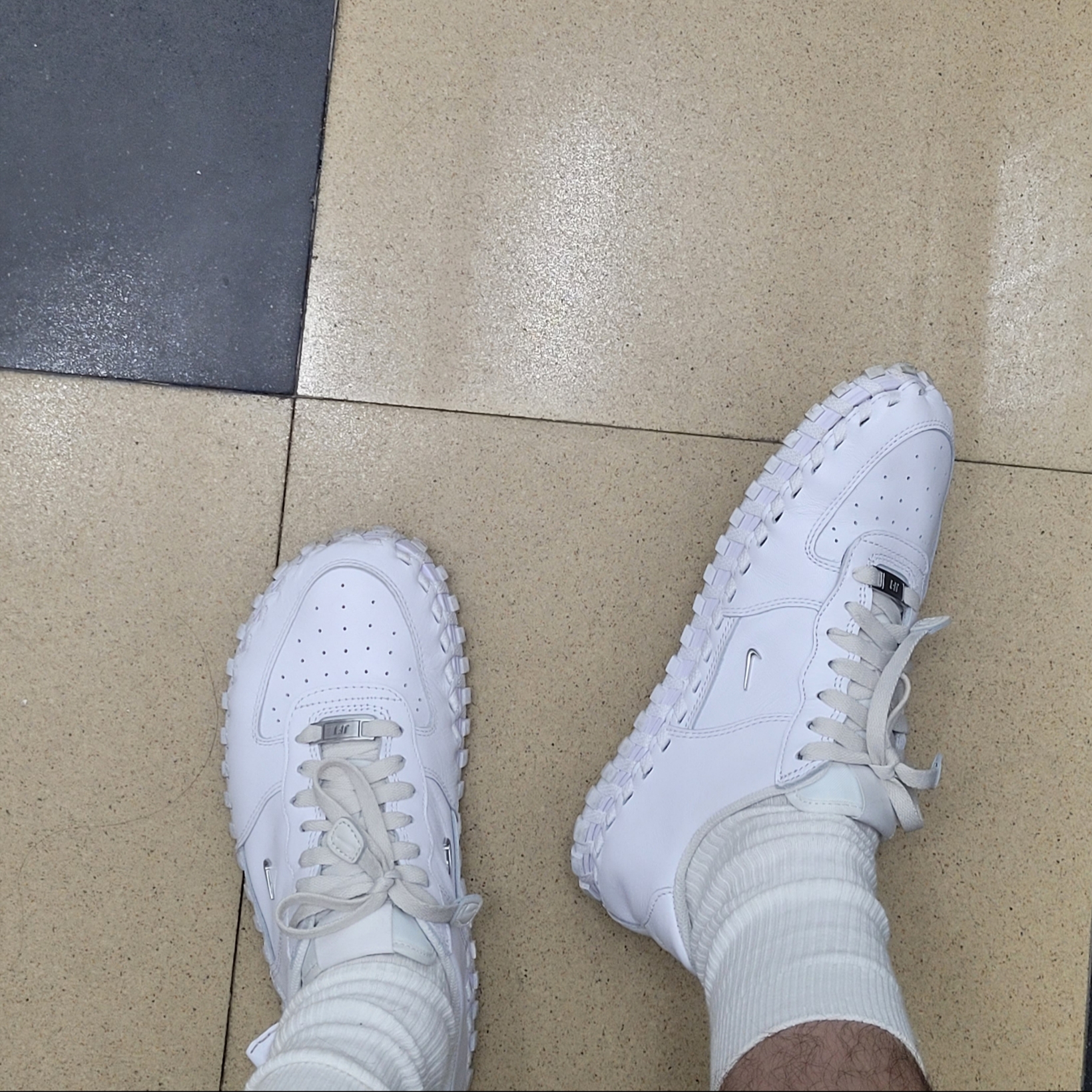 Nike x Jacquemus J Force 1 Low LX SP White 착용 스타일