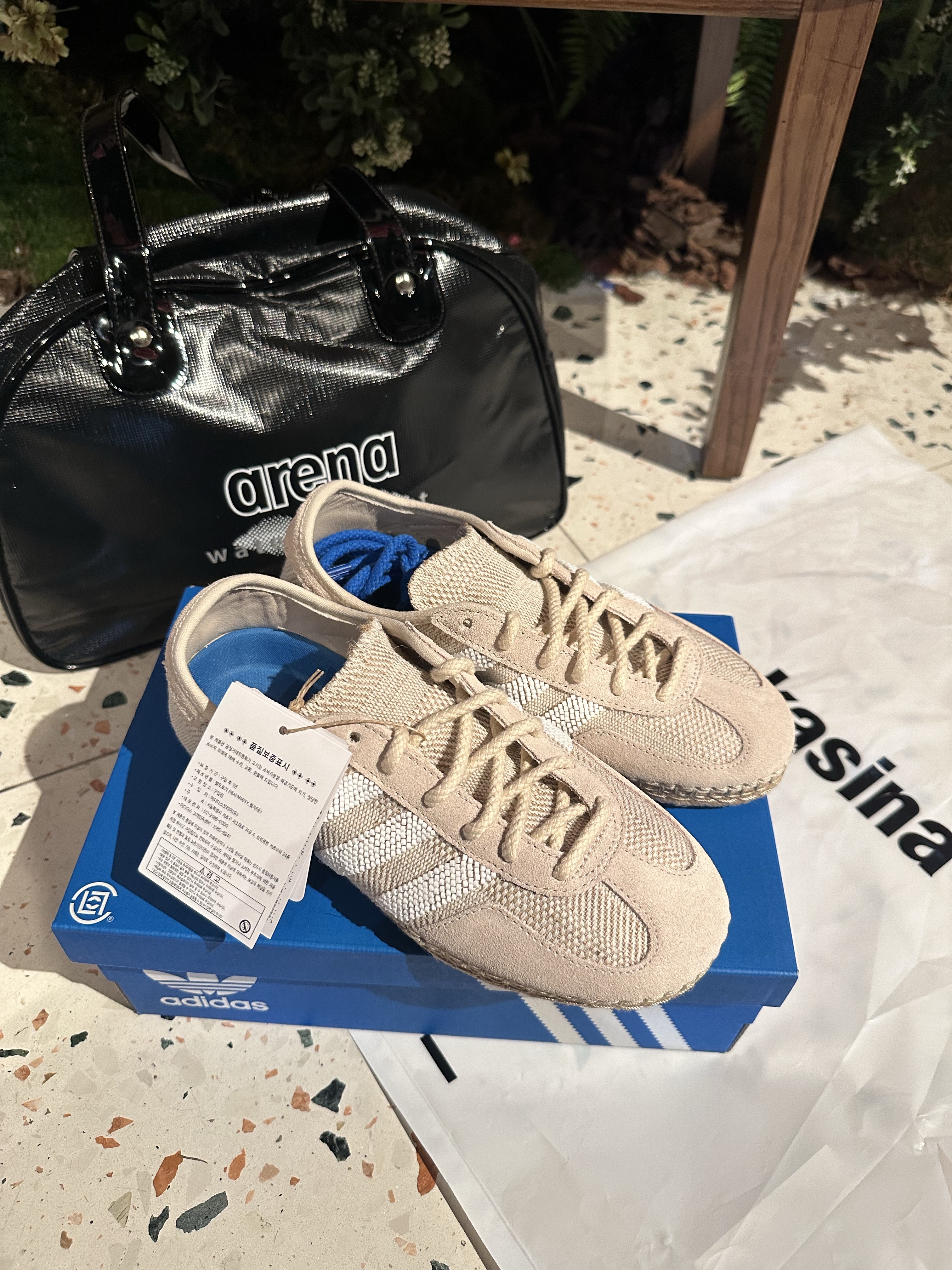 Adidas x Clot Gazelle Halo Ivory Cloud White 착용 스타일 - 1