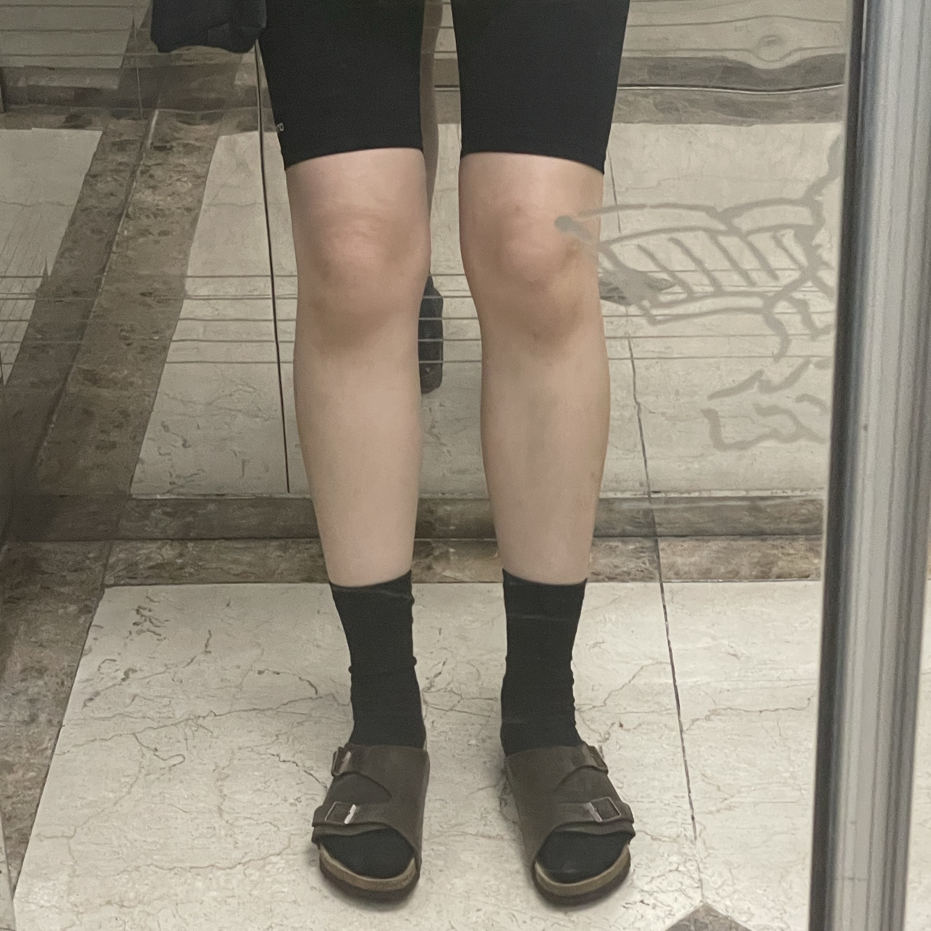 Birkenstock Zurich Soft Footbed Mocha - Narrow 착용 스타일