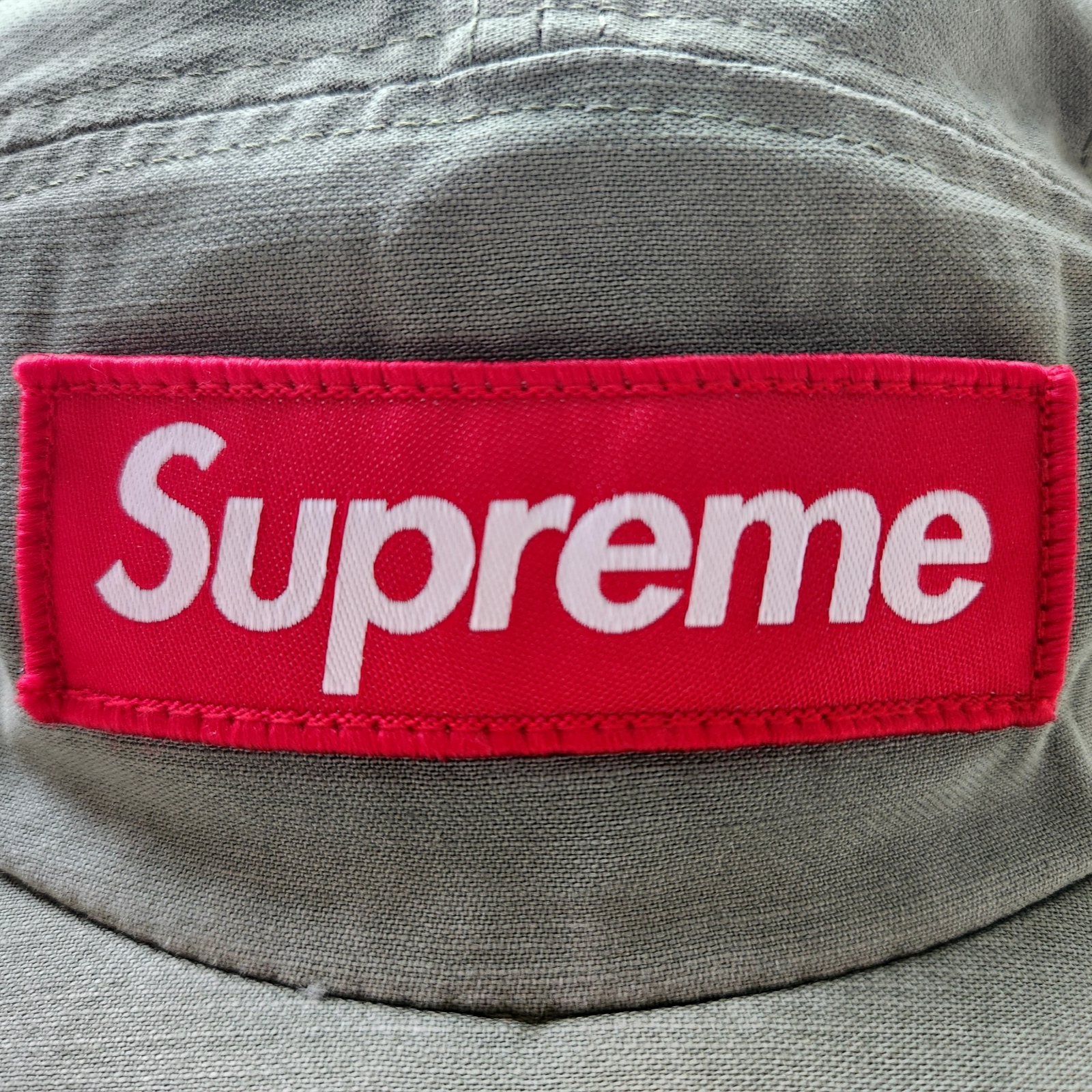 Supreme Military Camp Cap Olive - 24SS, Adidas Yeezy Slide Pure 착용 스타일 - 2
