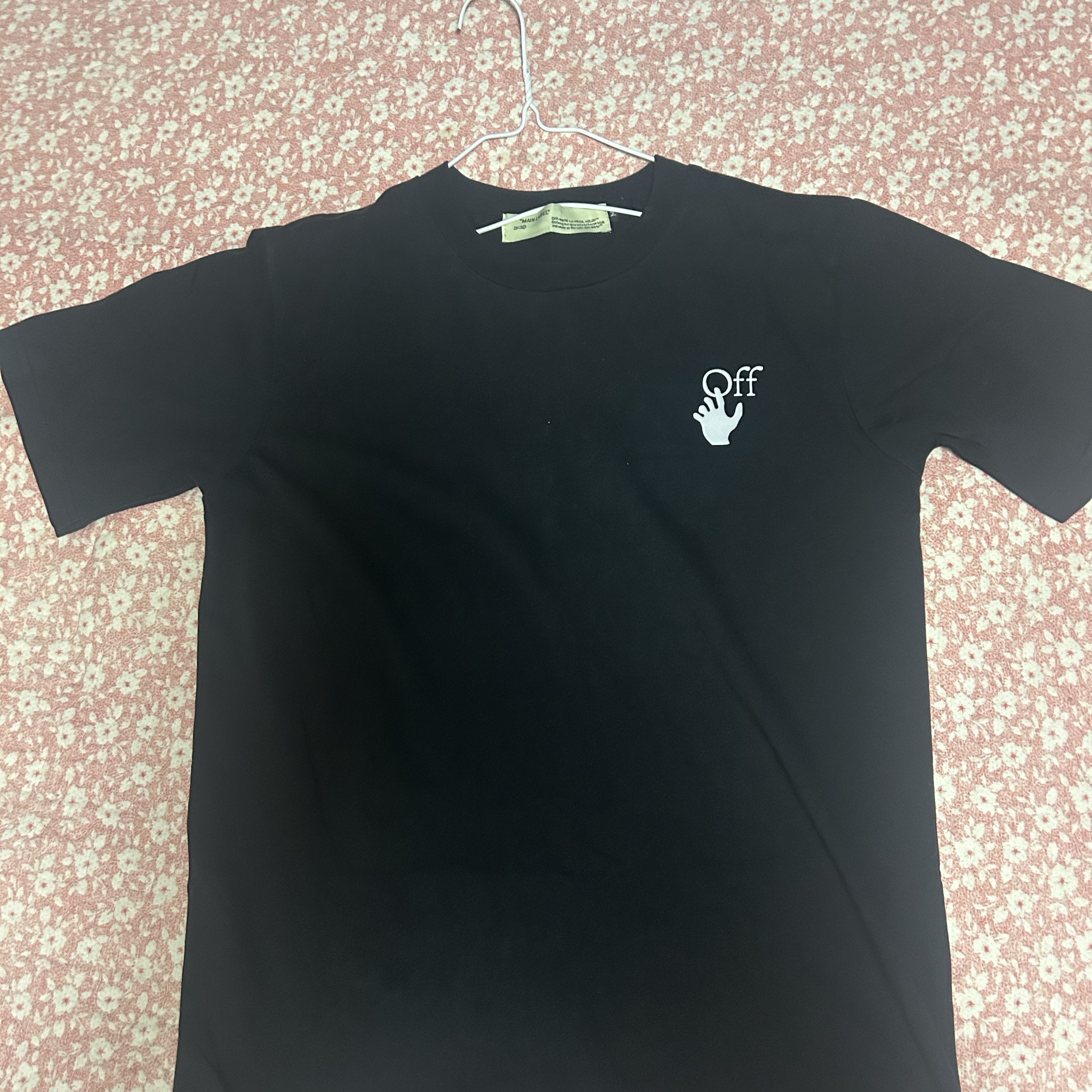 Off-White Marker Slim S/S T-Shirt Black 착용 스타일 - 2