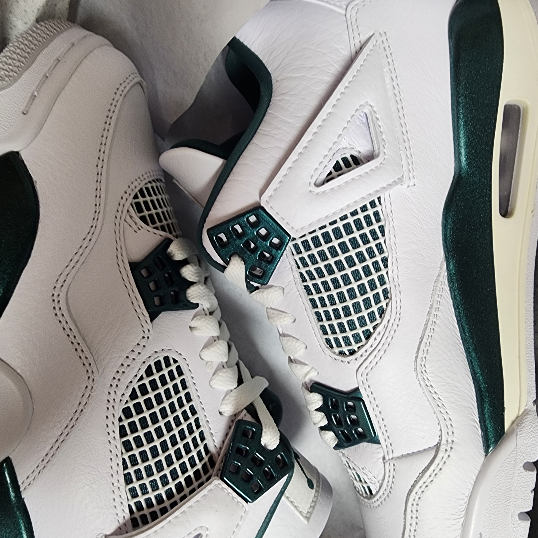 Jordan 4 Retro Oxidized Green 착용 스타일 - 4