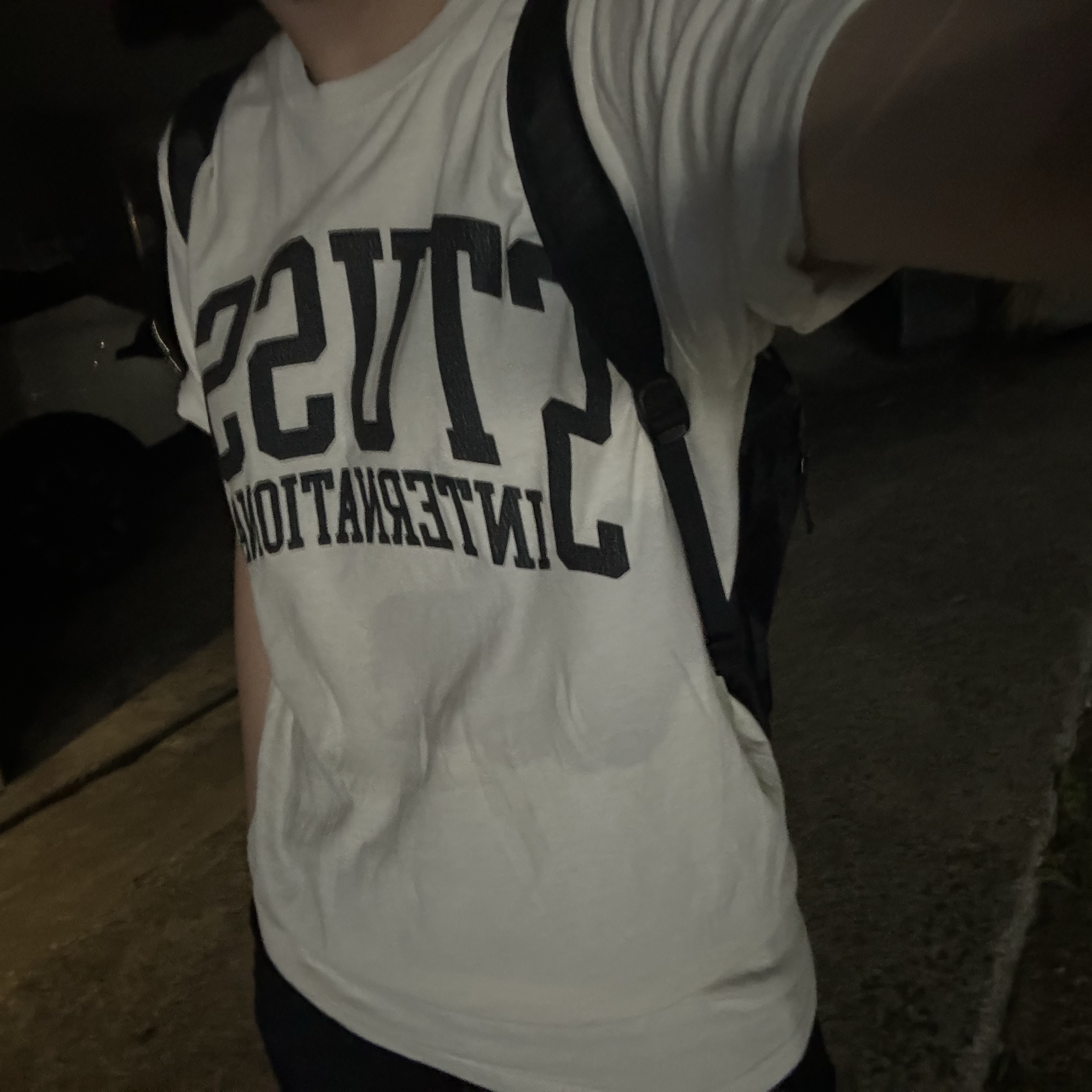 Stussy International Pigment Dyed T-Shirt Natural, Arc'teryx Heliad 15 Backpack Black 착용 스타일