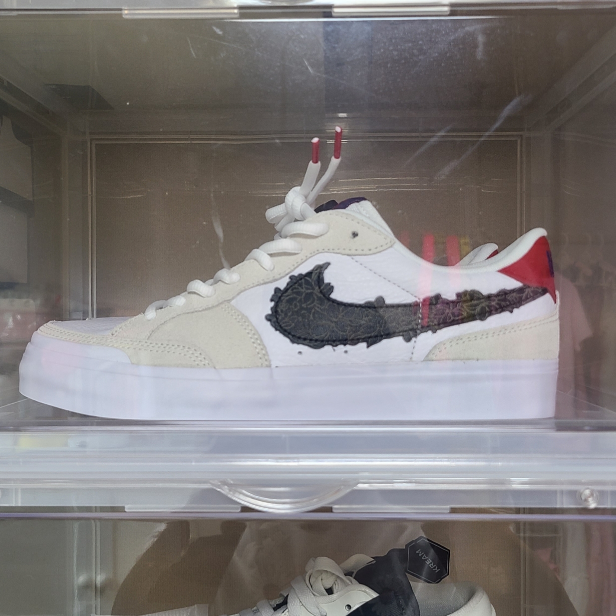 (W) Nike x Sky Brown SB Zoom Pogo Plus White and Sail 착용 스타일 - 1