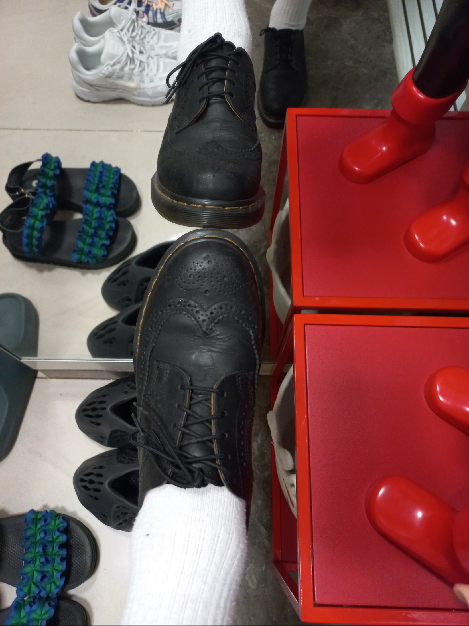 Dr. Martens 3989 YS Black Smooth, Playmobil FunPark XXL Rico 착용 스타일 - 2