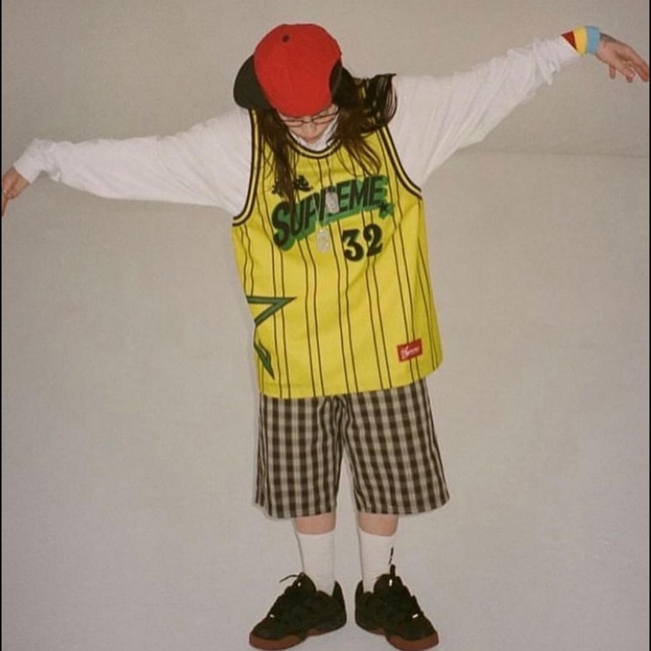 Supreme Star Basketball Jersey Yellow - 24SS, Supreme Star Basketball Jersey White - 24SS 착용 스타일 - 1
