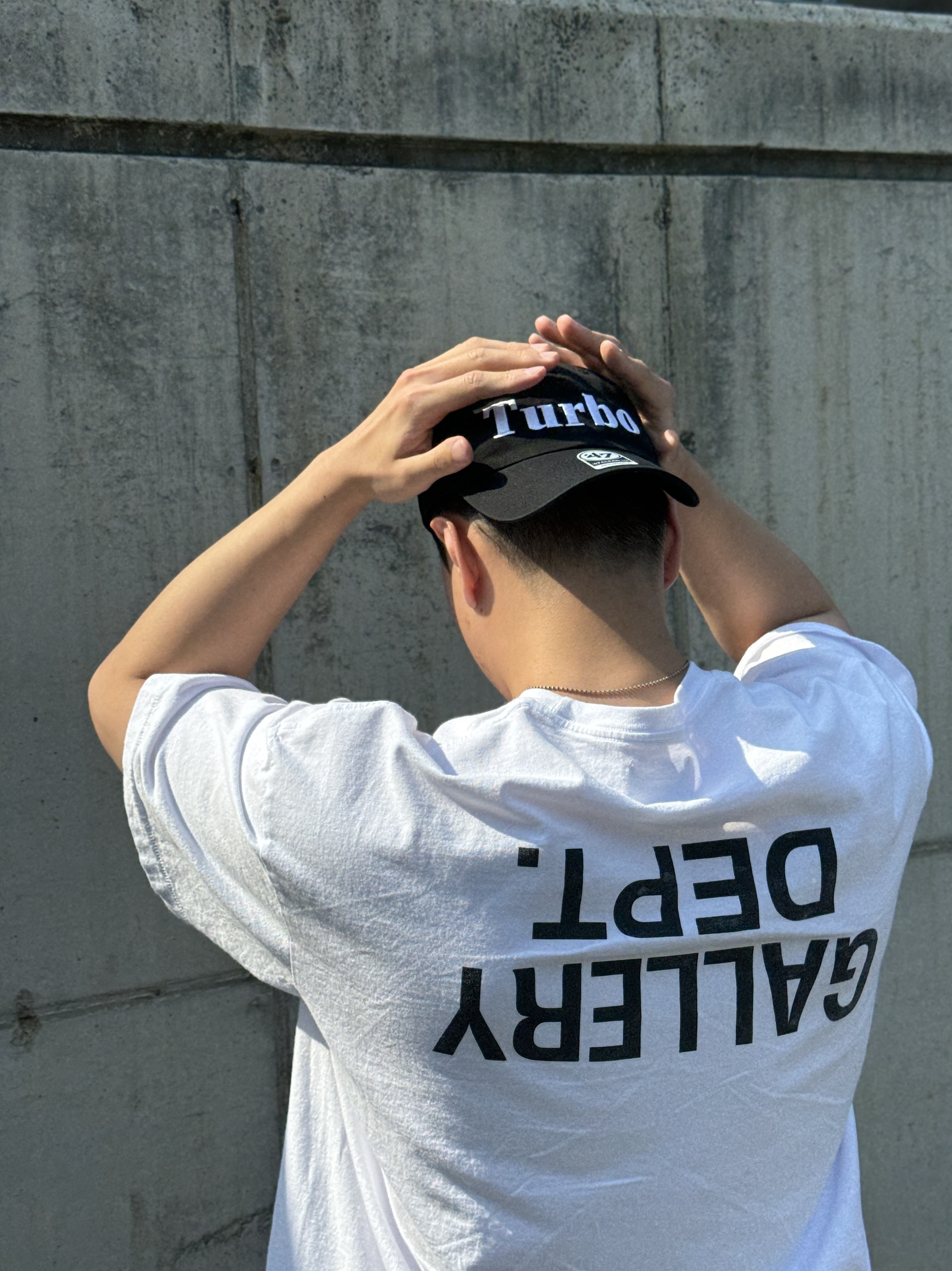 Gallery Dept. Fucked Up Logo T-Shirt White 착용 스타일
