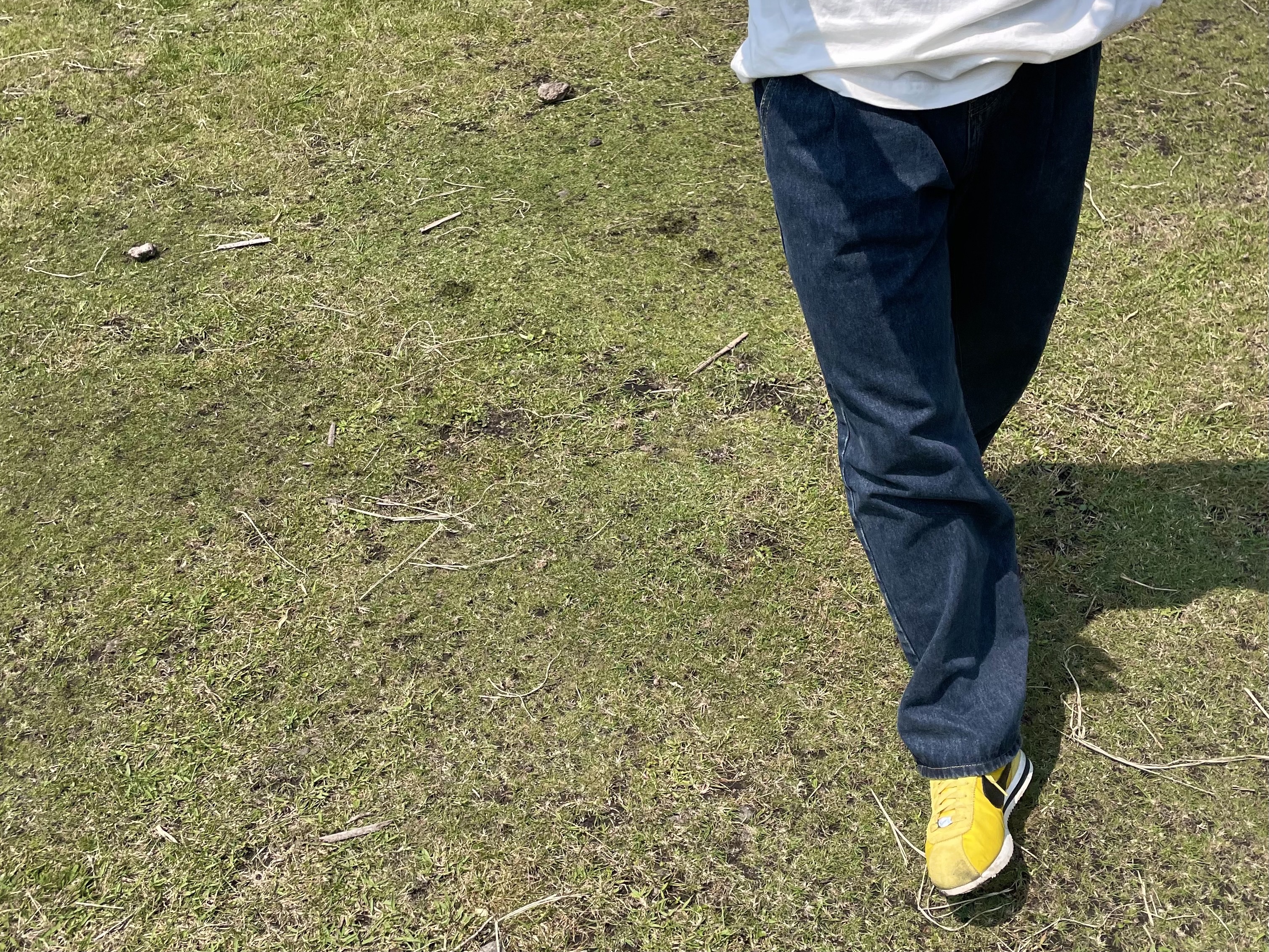 (W) Nike Cortez Vivid Sulfur 착용 스타일 - 3
