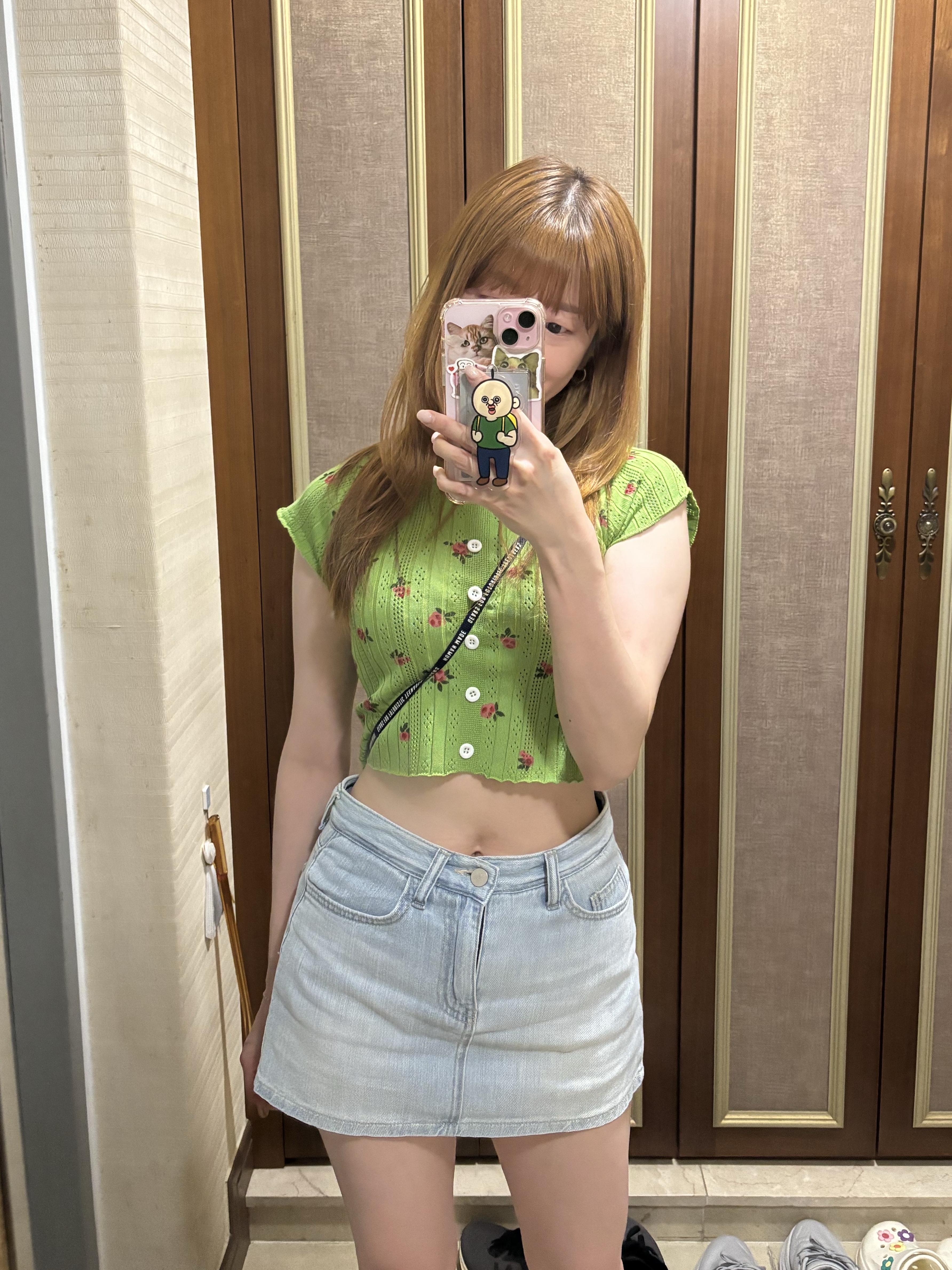 (W) Jordan 4 Retro Oil Green 착용 스타일 - 2