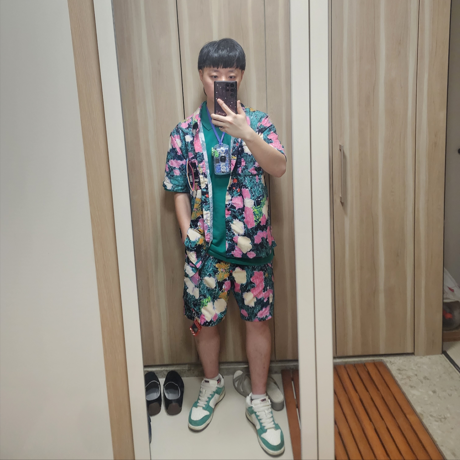 Supreme x Tetris Mini Red - 24SS (Korean Ver.) 착용 스타일 - 1