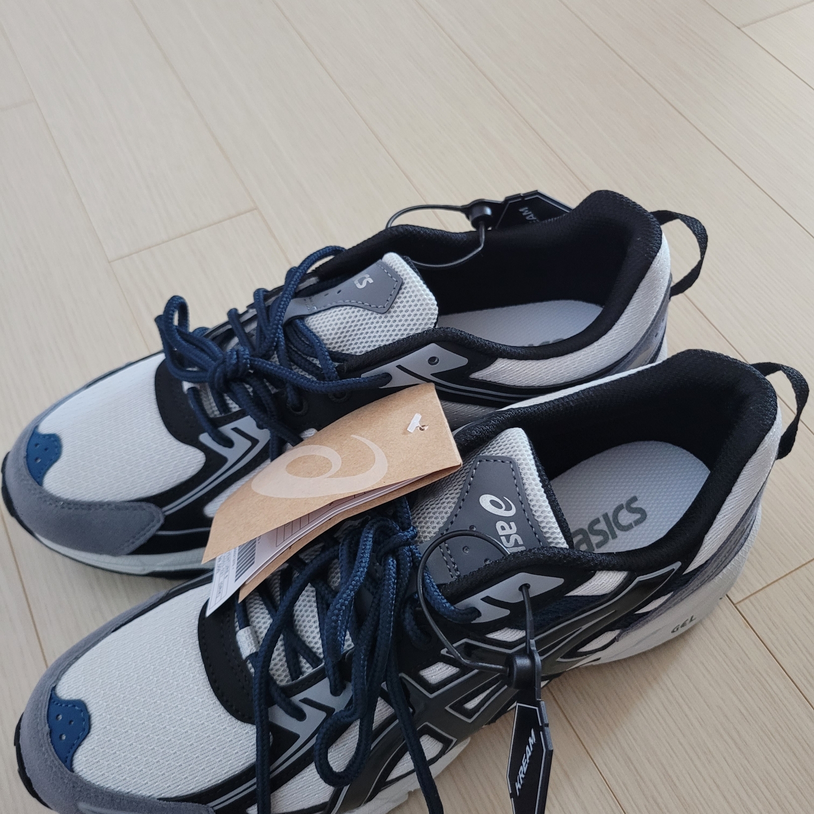Asics Gel-Venture 6 SPS Glacier Grey 착용 스타일