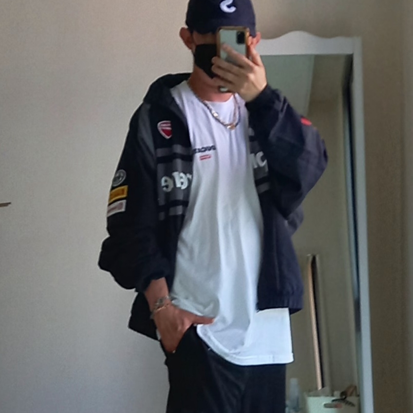 Supreme Seersucker S Logo 6-Panel Black - 24SS, Supreme x Ducati Logos T-Shirt White - 24SS 착용 스타일 - 10