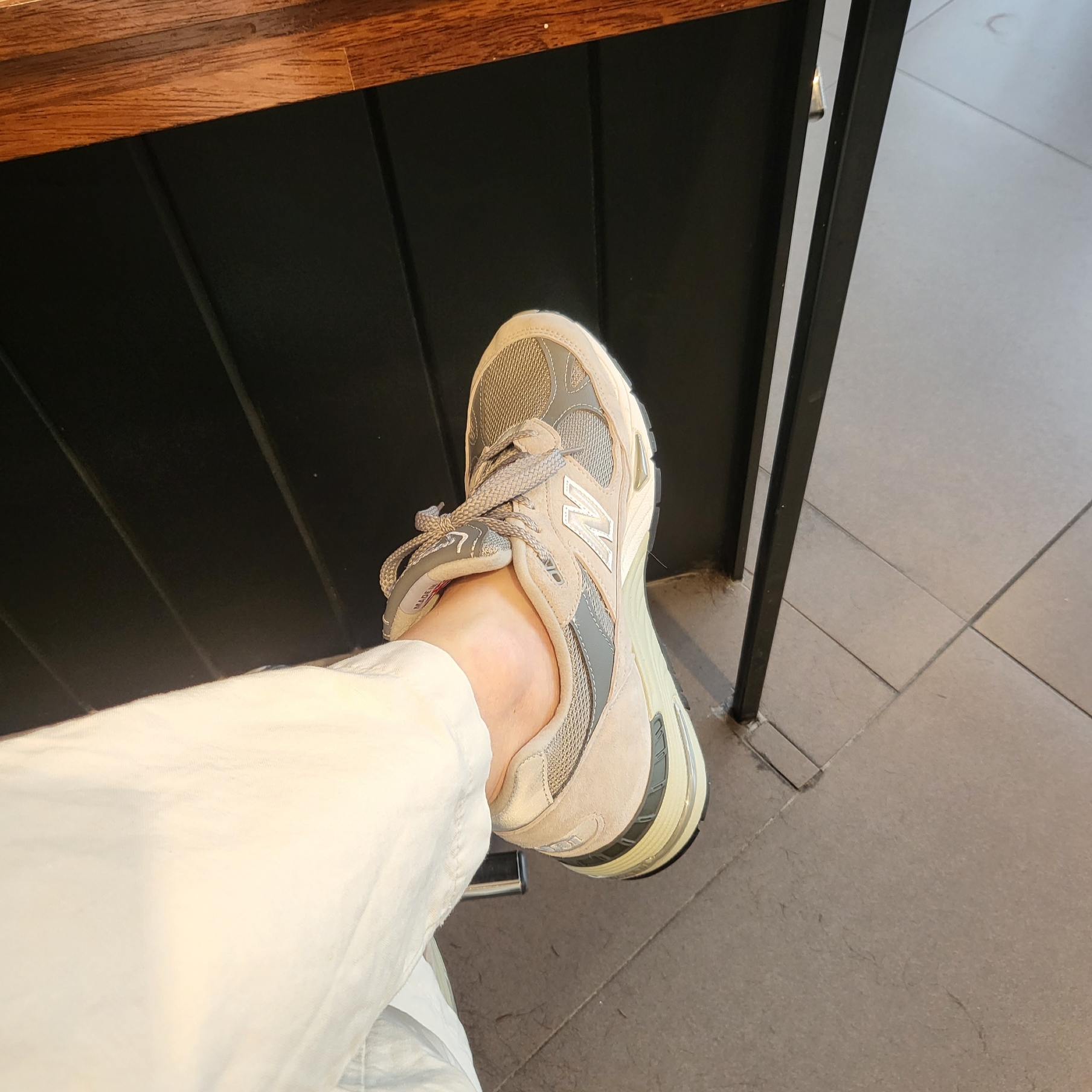 New Balance 991 Made in UK Grey 착용 스타일 - 3