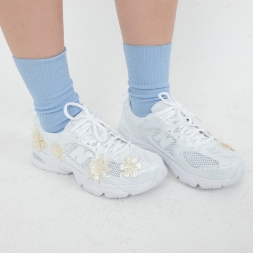 New Balance 530 White 착용 스타일 - 1
