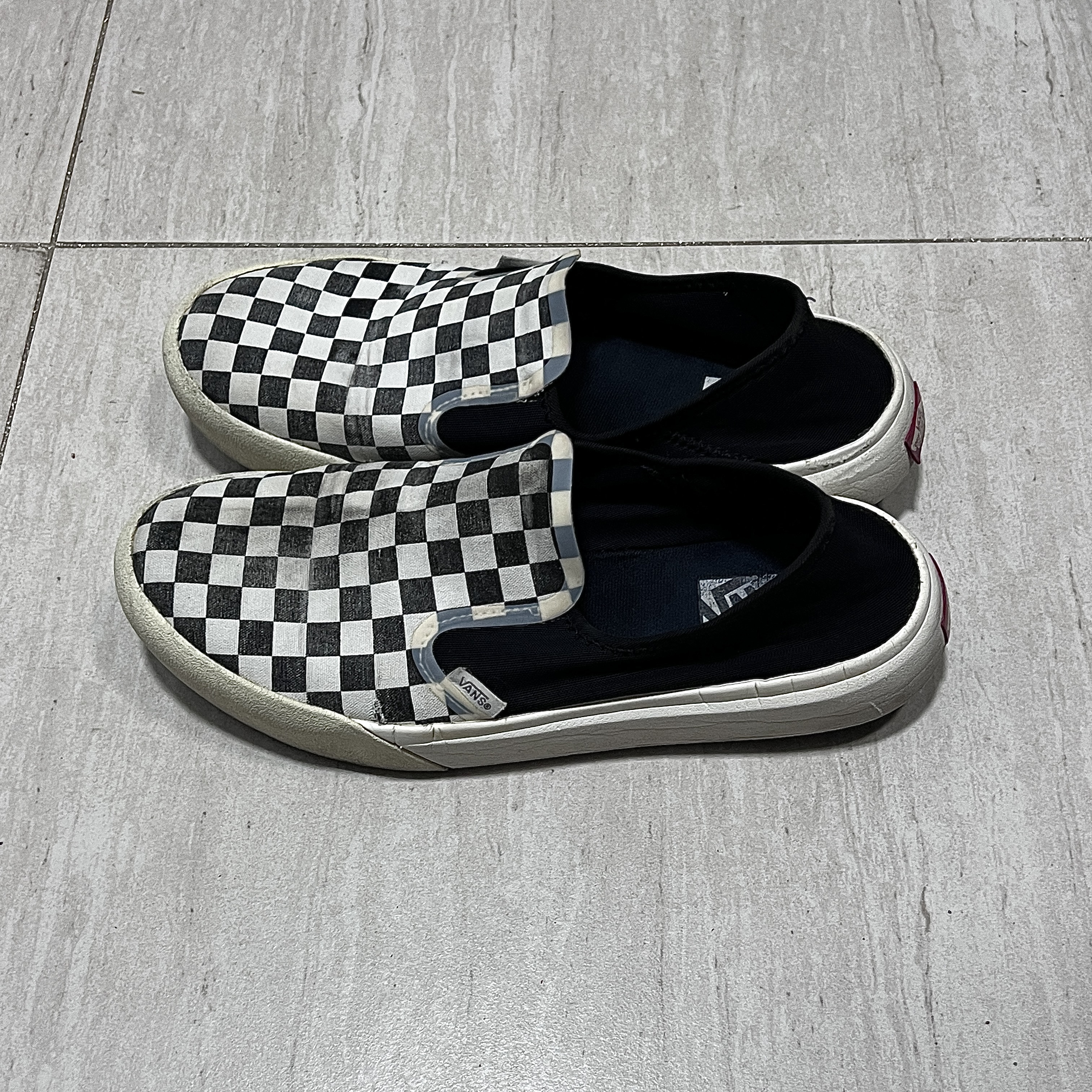 Vans Checkerboard Comfycush One Black 착용 스타일