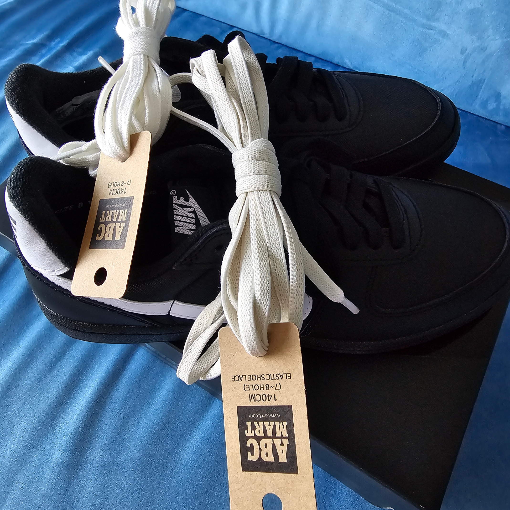 Nike Field General 82 SP Black and White 착용 스타일 - 3