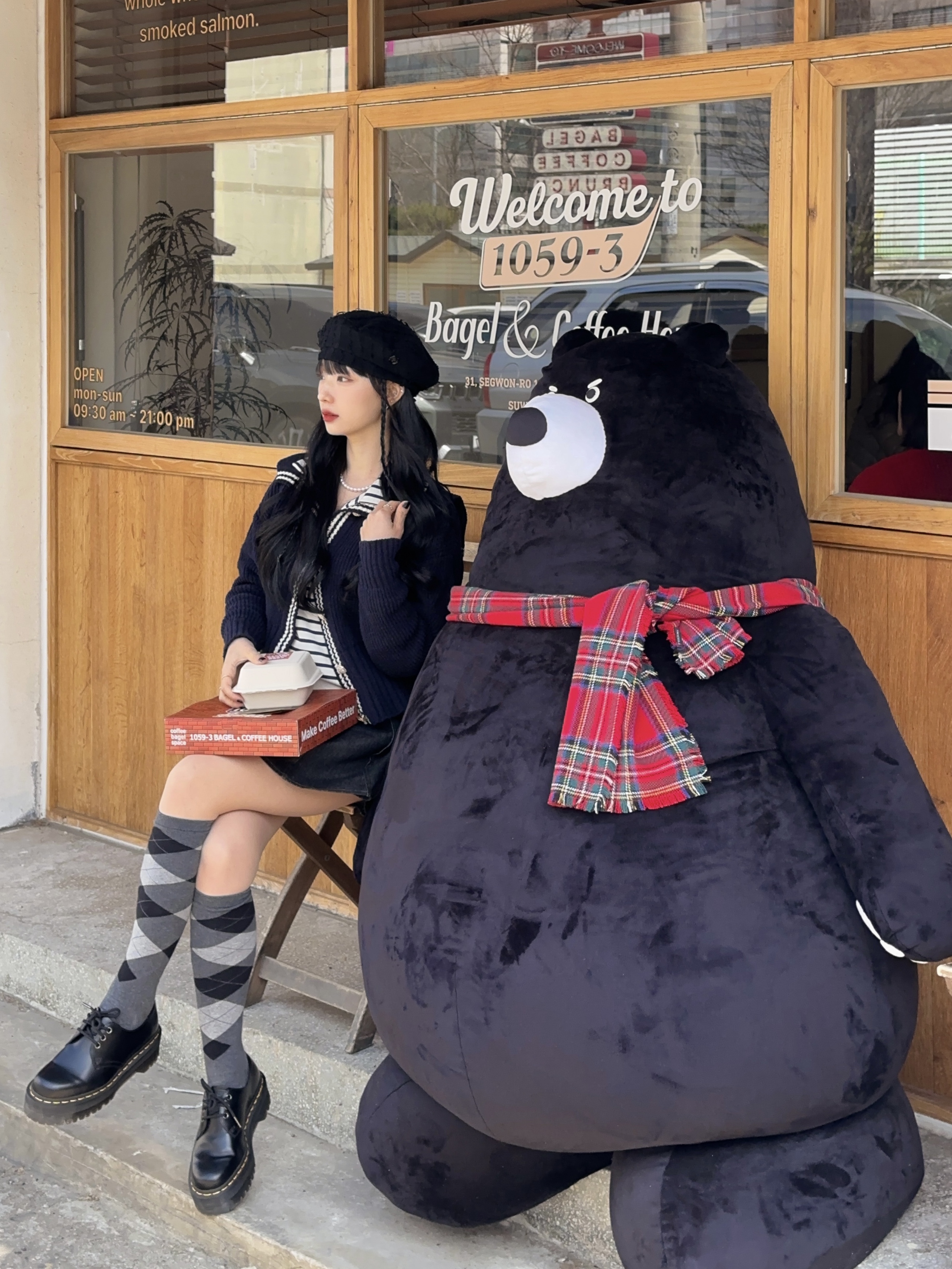 Dr. Martens Women 1461 Quad Black 착용 스타일
