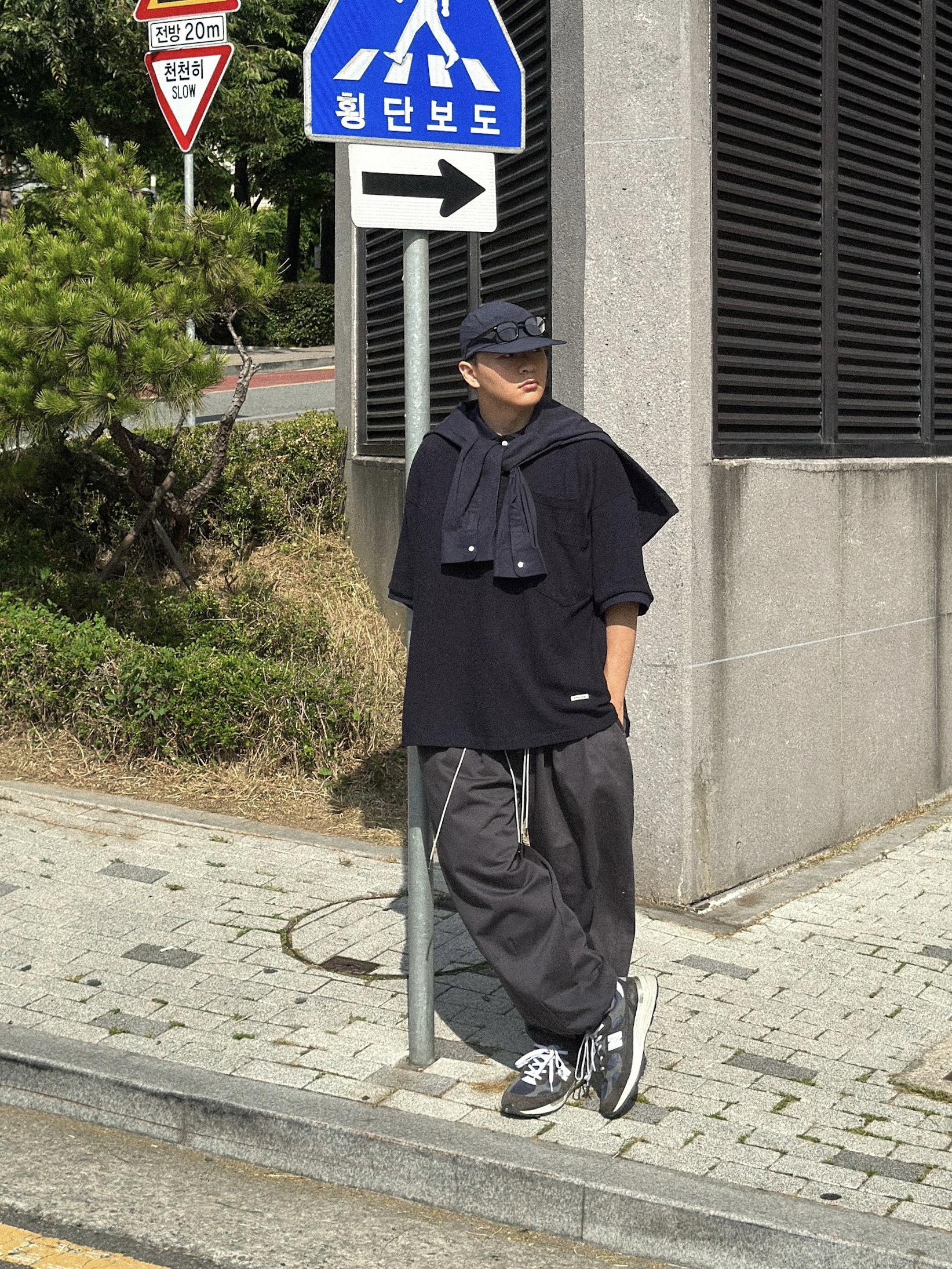 New Balance 992 Made in USA Navy 착용 스타일 - 4