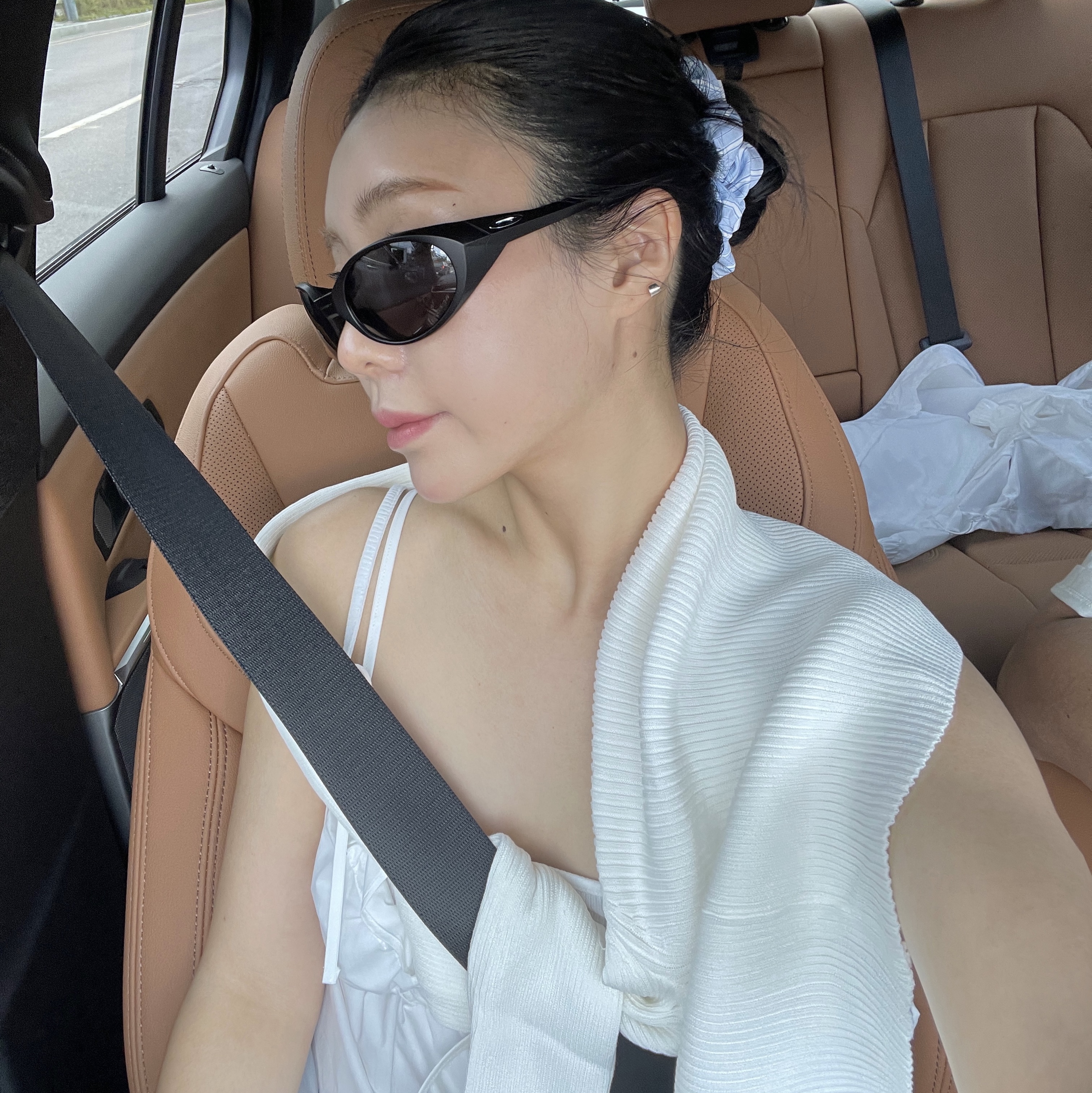 Oakley Eye Jacket Redux Matte Black Frame Prizm Grey Lenses High Bridge Fit 착용 스타일