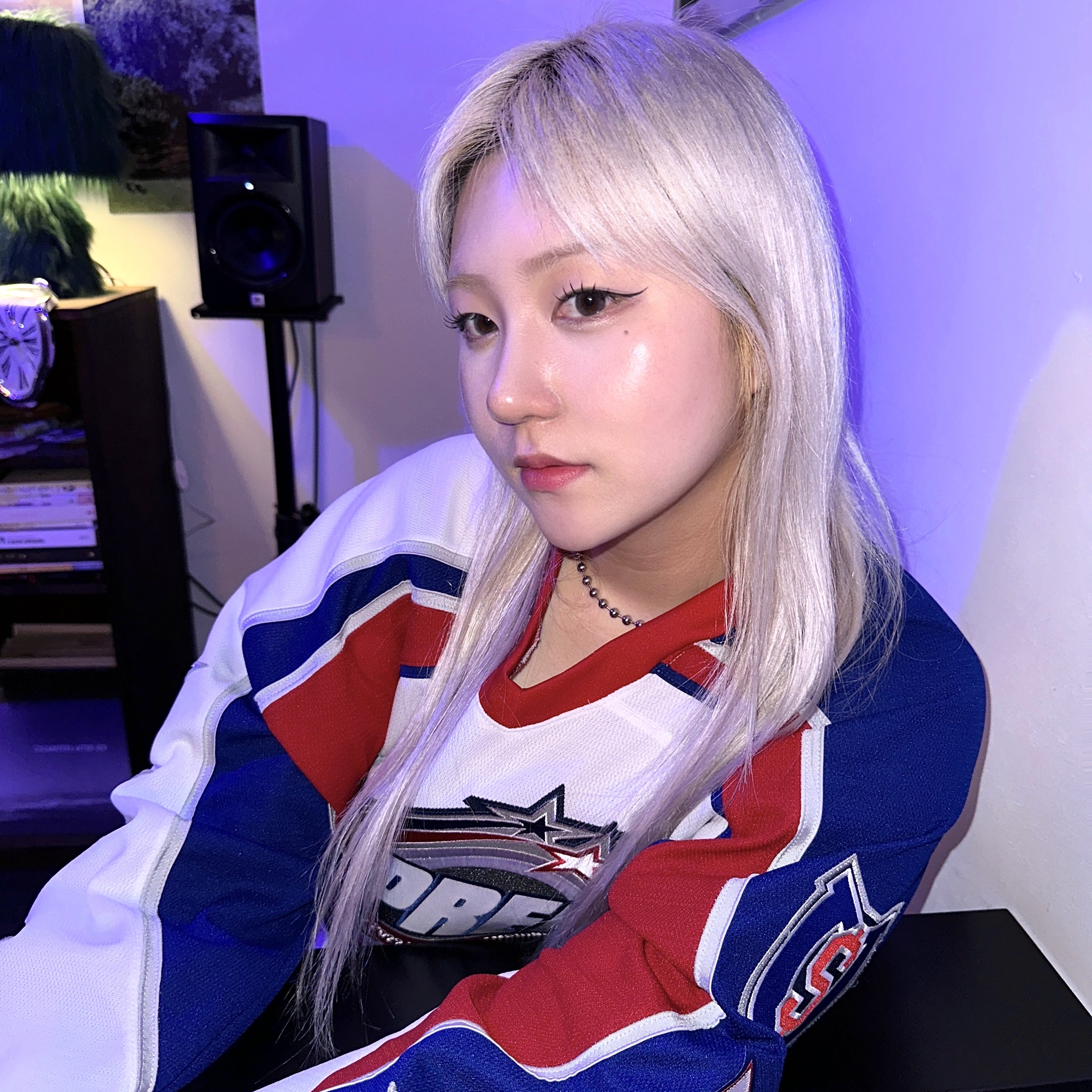 Supreme x CCM All Stars Hockey Jersey White - 22FW 착용 스타일 - 4