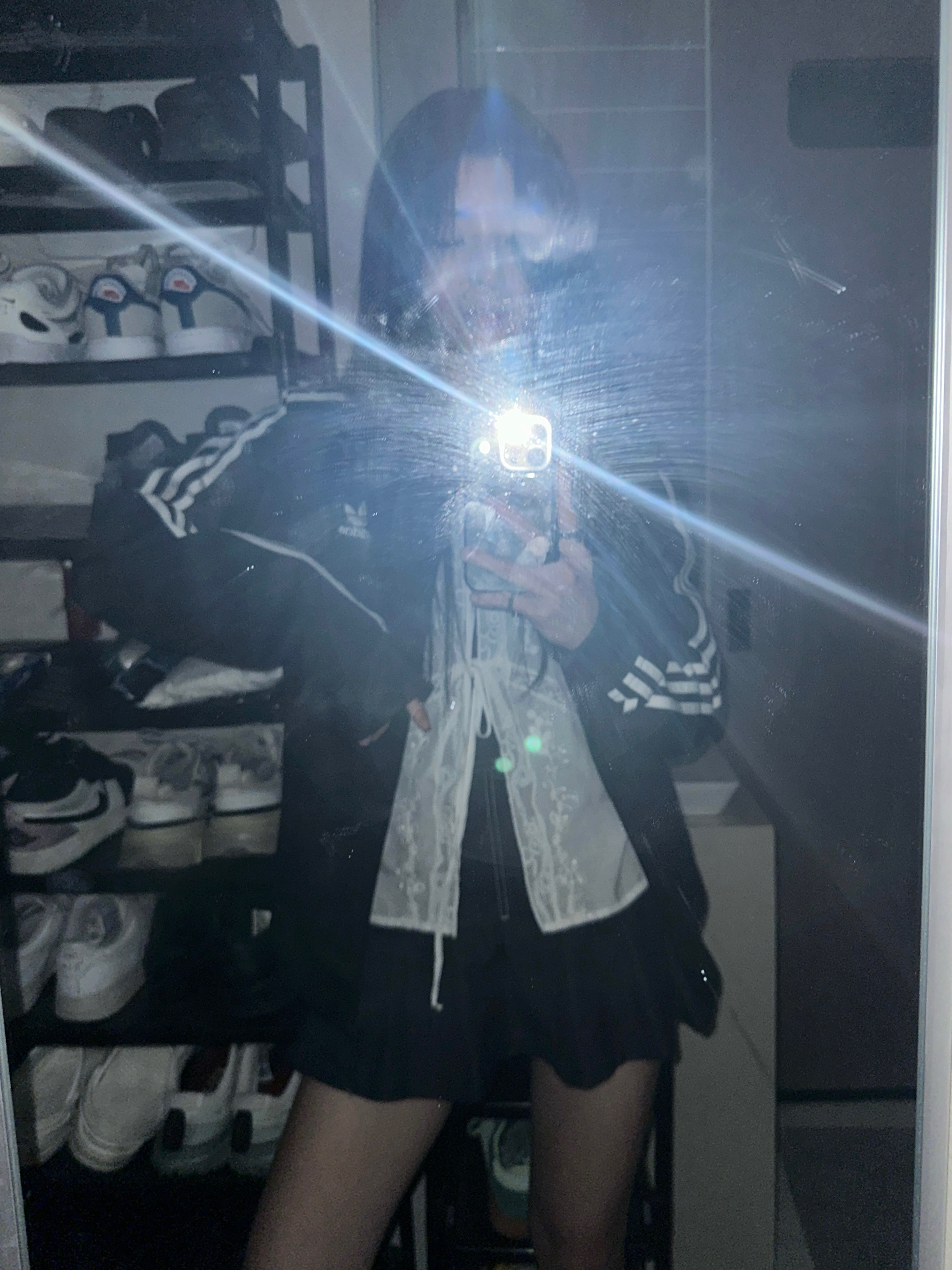 Adidas Adicolor Classic Firebird Track Jacket Black - KR Sizing, Adidas Adicolor Classics Firebird Track Top Black - KR Sizing 착용 스타일 - 1